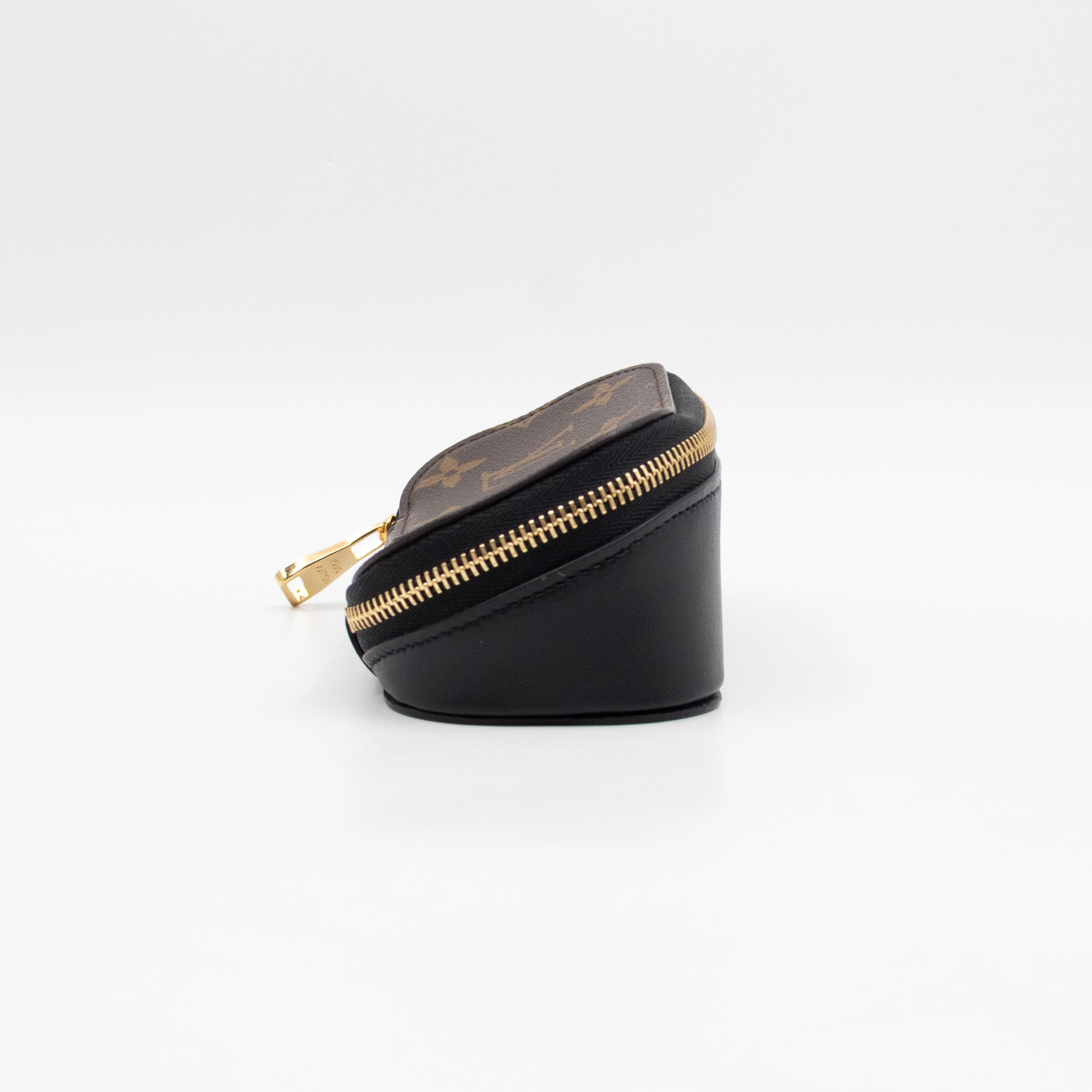 Sunglasses Pouch GM Monogram & Black Leather