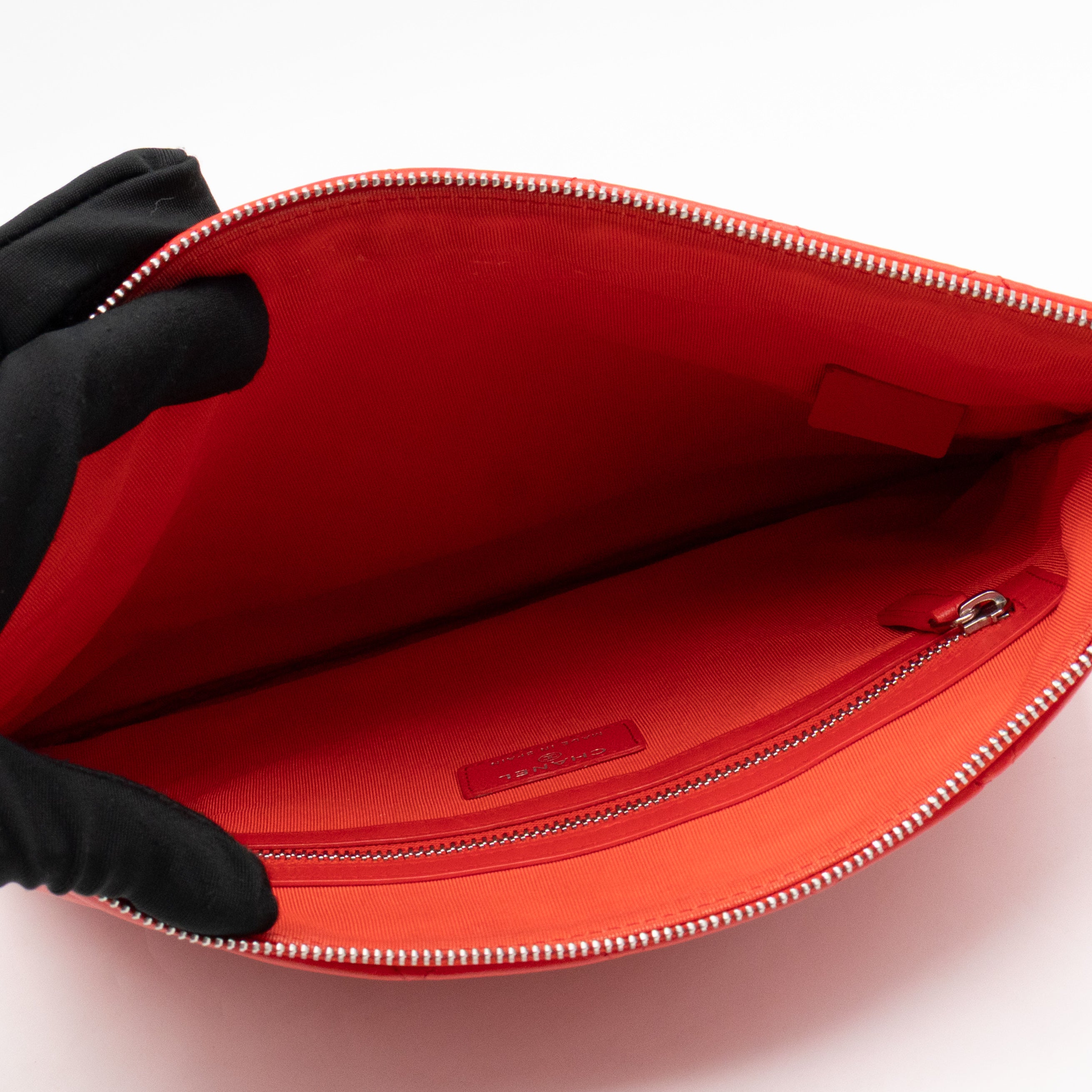 O Case Large Red Leather