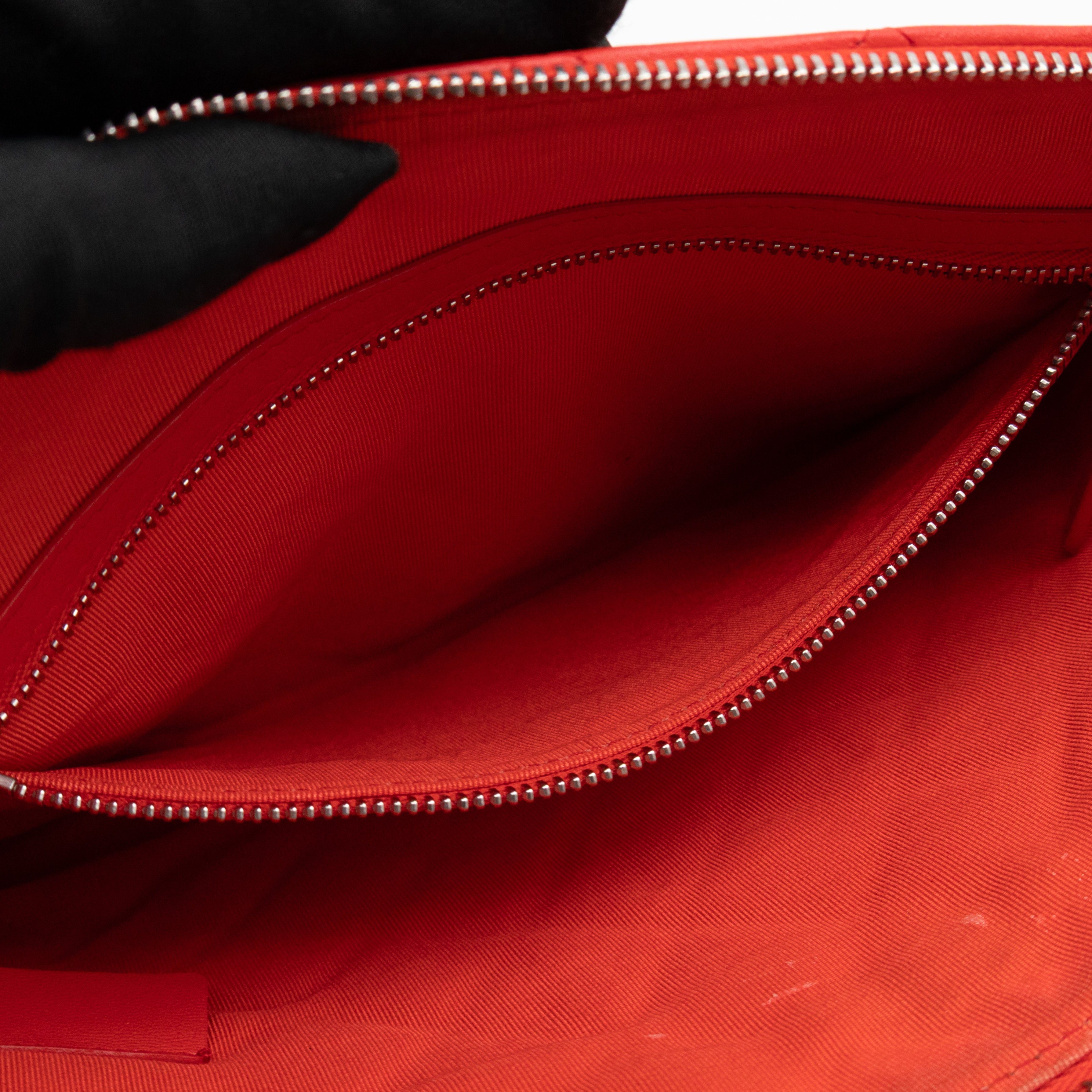 O Case Large Red Leather