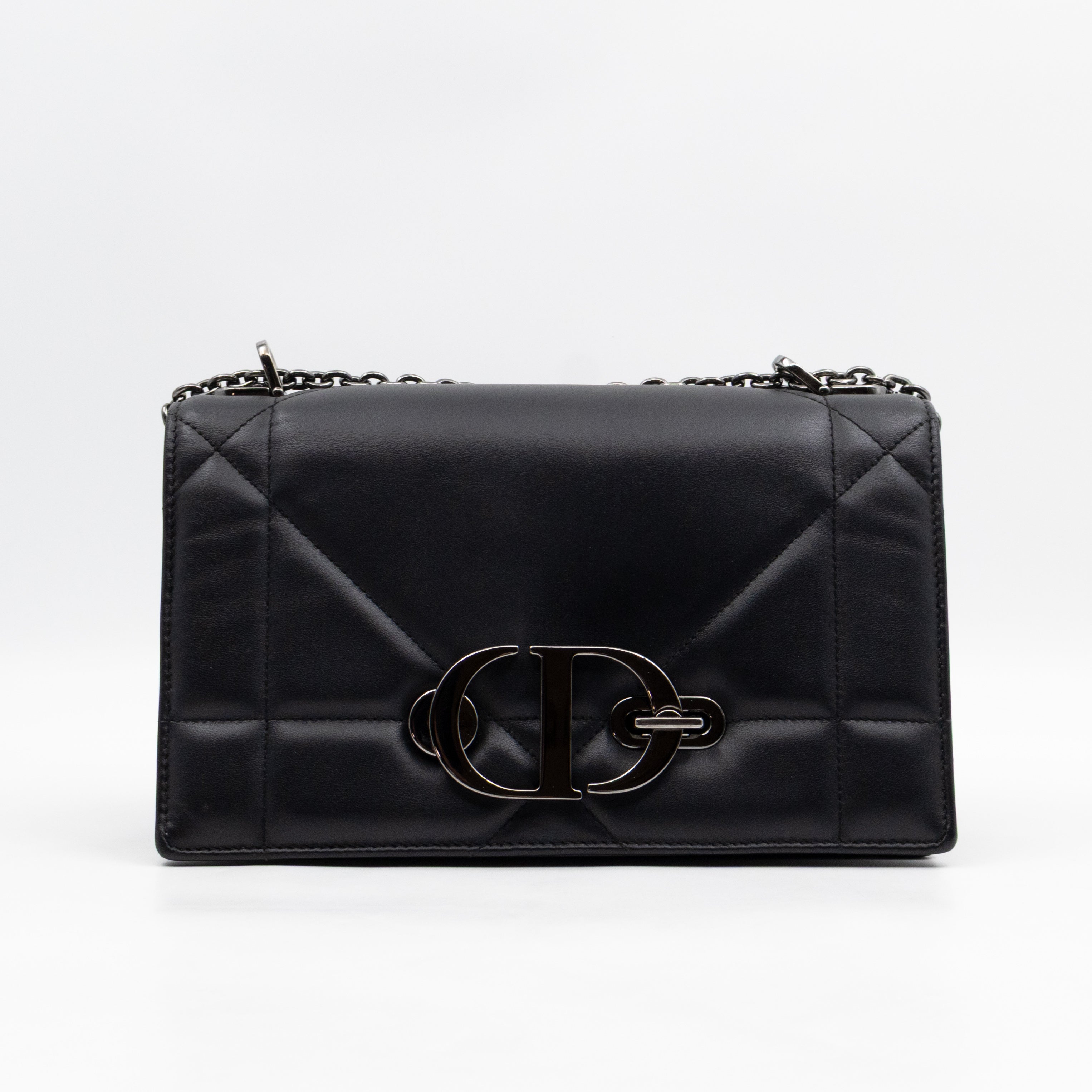 30 Montaigne Top Handle Bag Maxi Cannage Black Leather