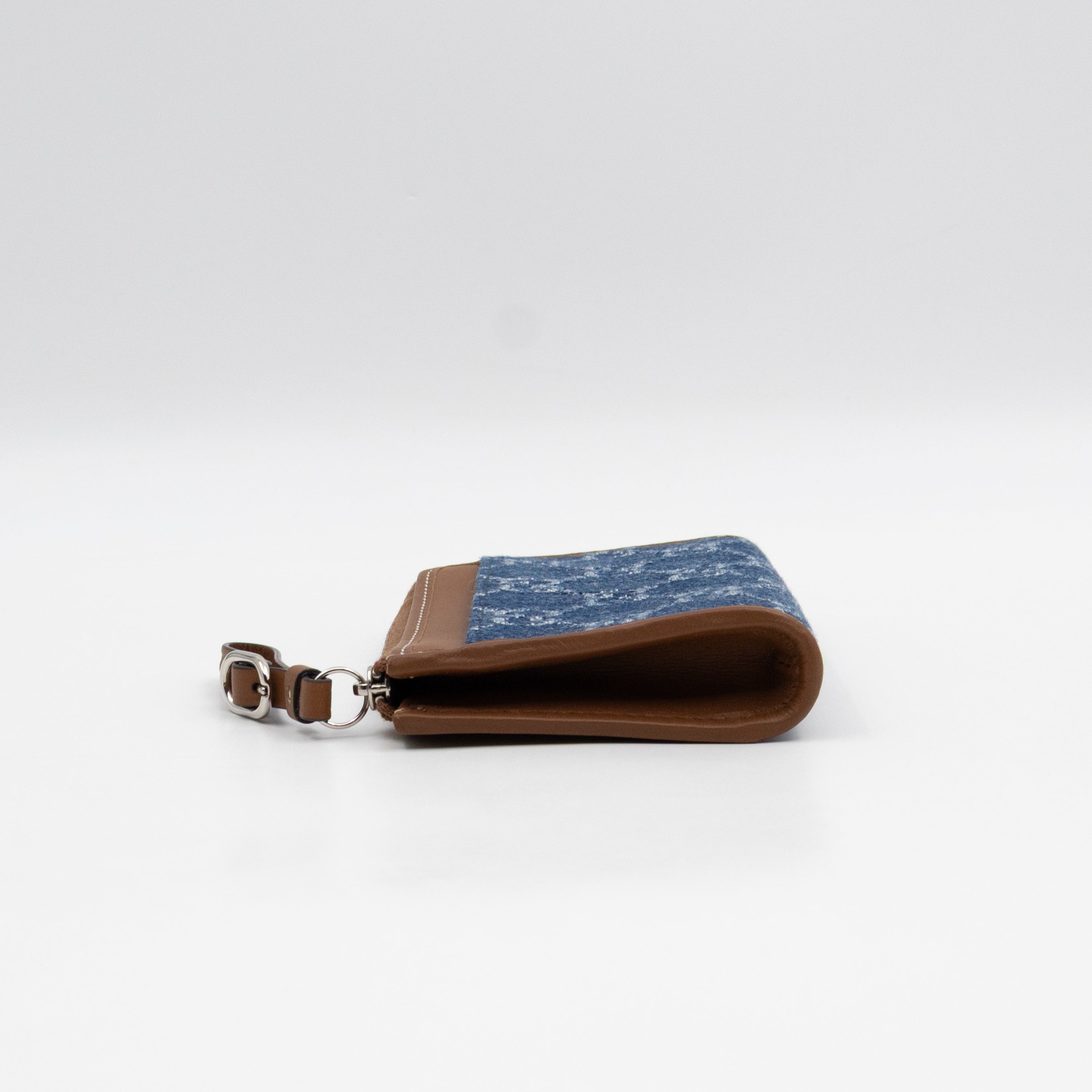 Emblem Zipped Card Holder Blue Denim Caramel Leather