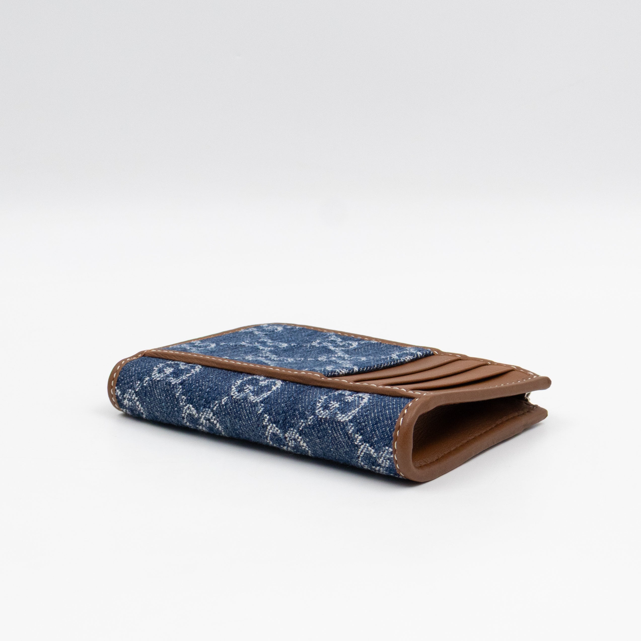 Emblem Zipped Card Holder Blue Denim Caramel Leather
