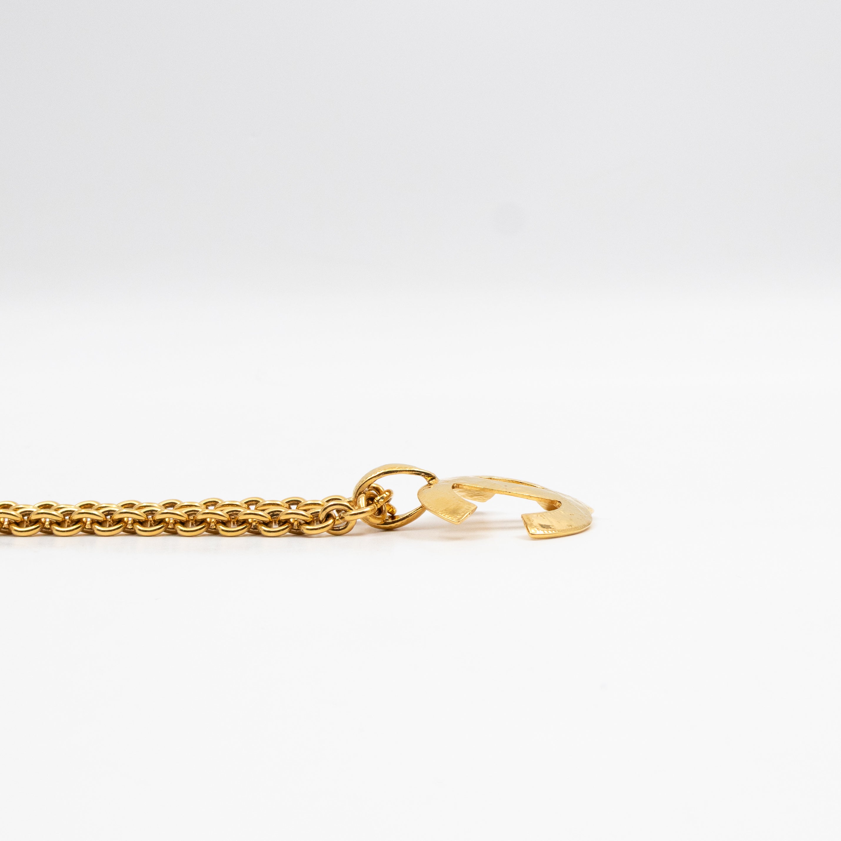 Vintage Quilted CC Logo Pendant Necklace Gold