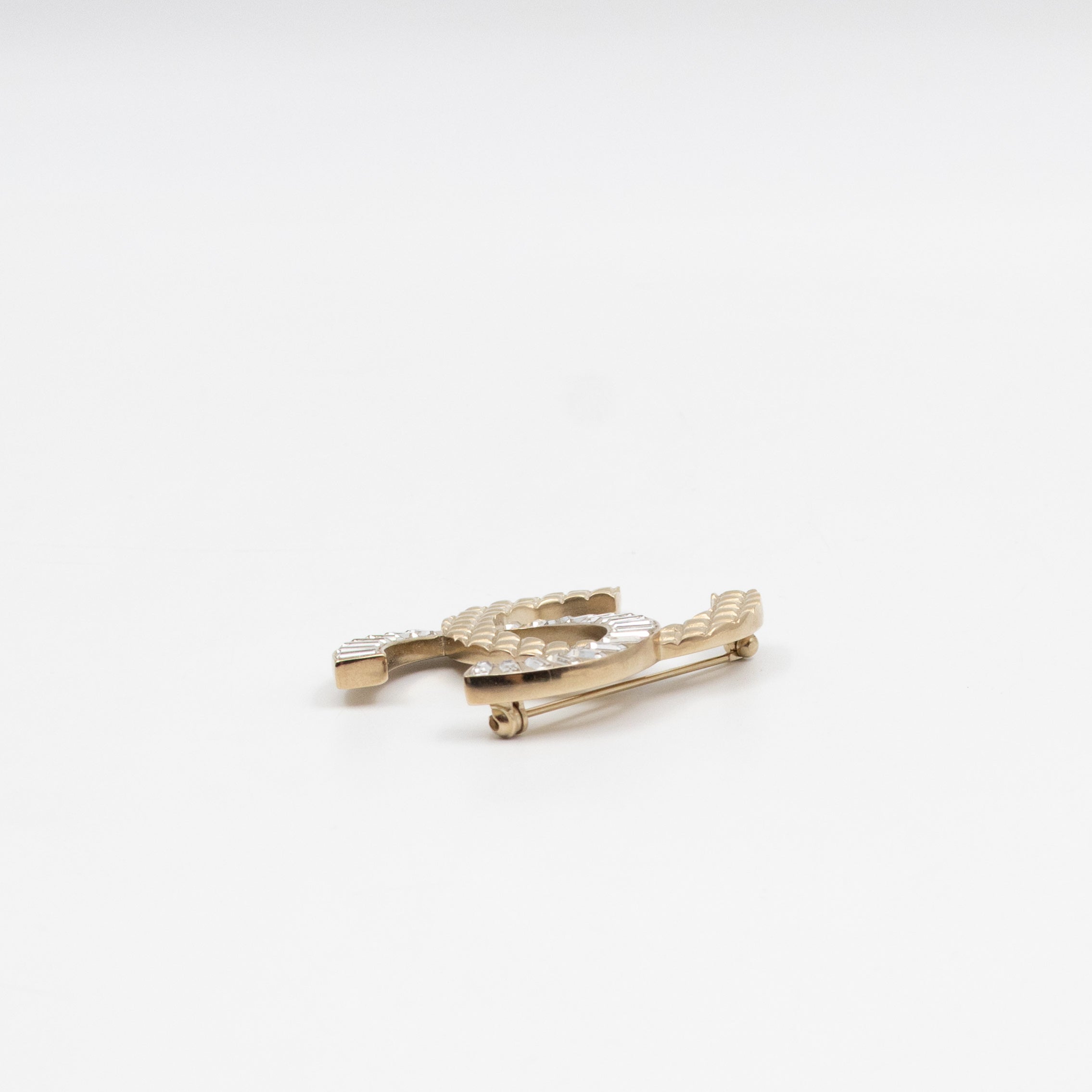 CC Brooch Crystal Light Gold