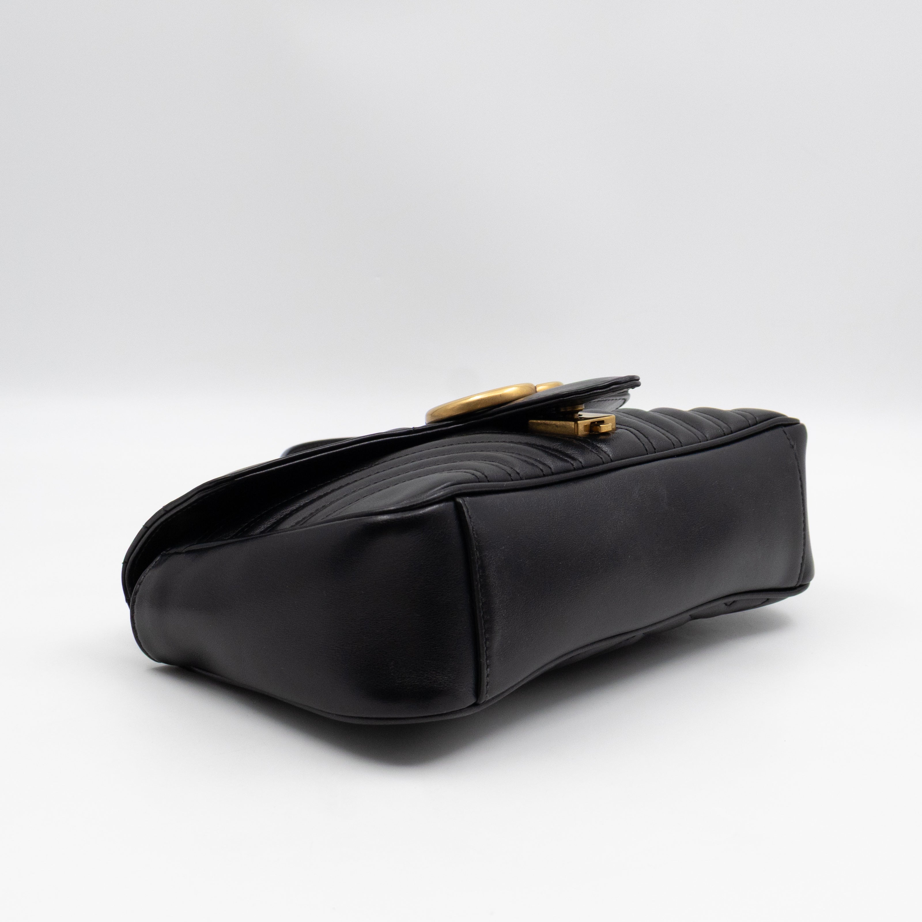 GG Marmont Flap Medium Black Leather