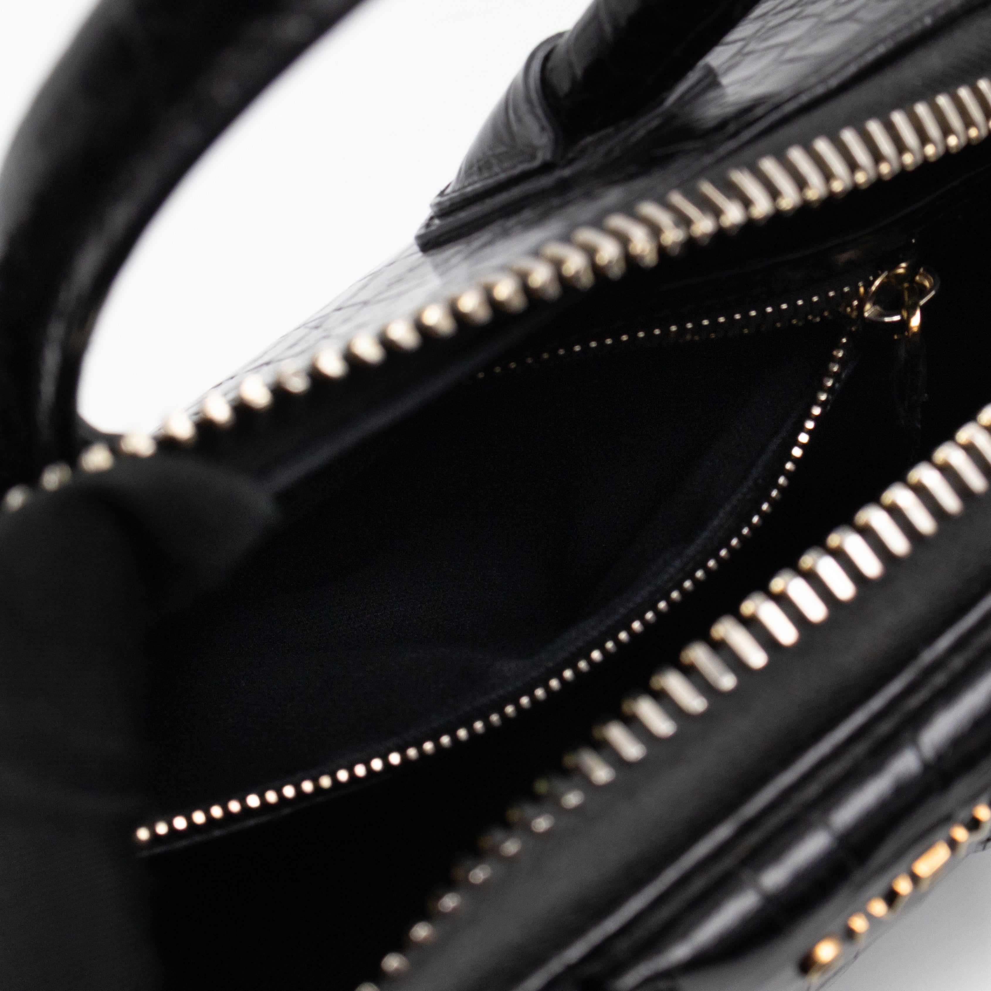 Antigona Mini Black Croc Embossed Leather