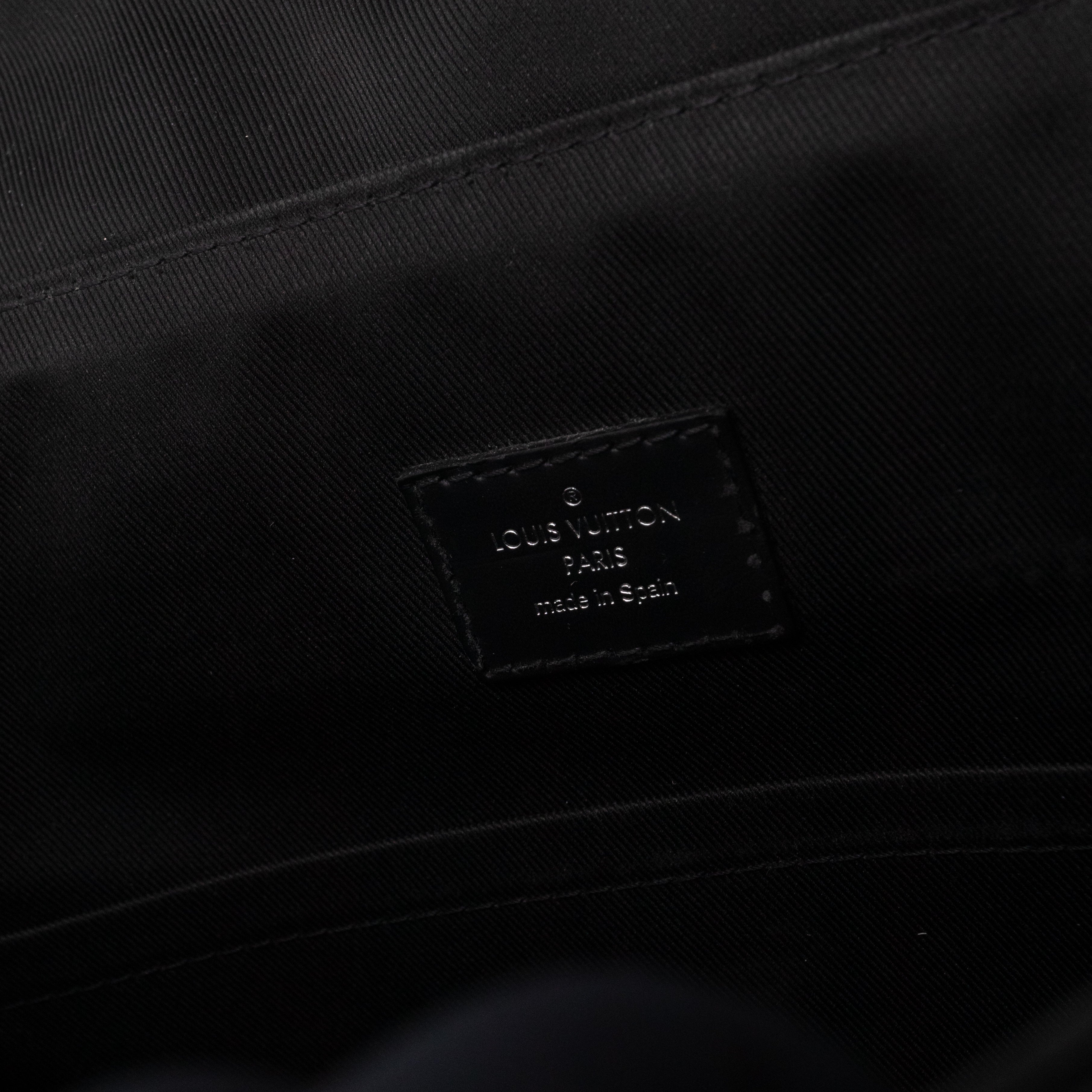 District MM Monogram Eclipse