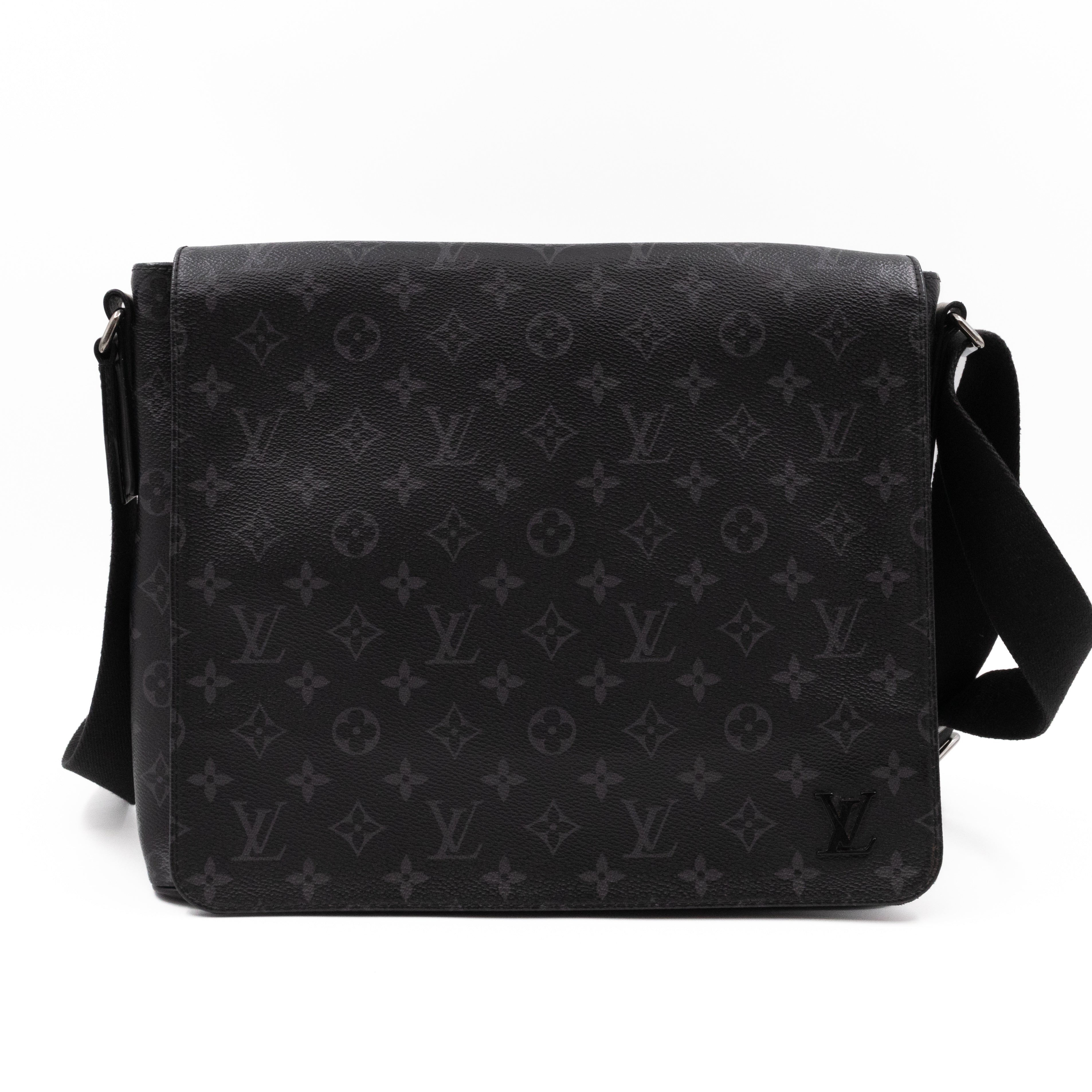 District MM Monogram Eclipse