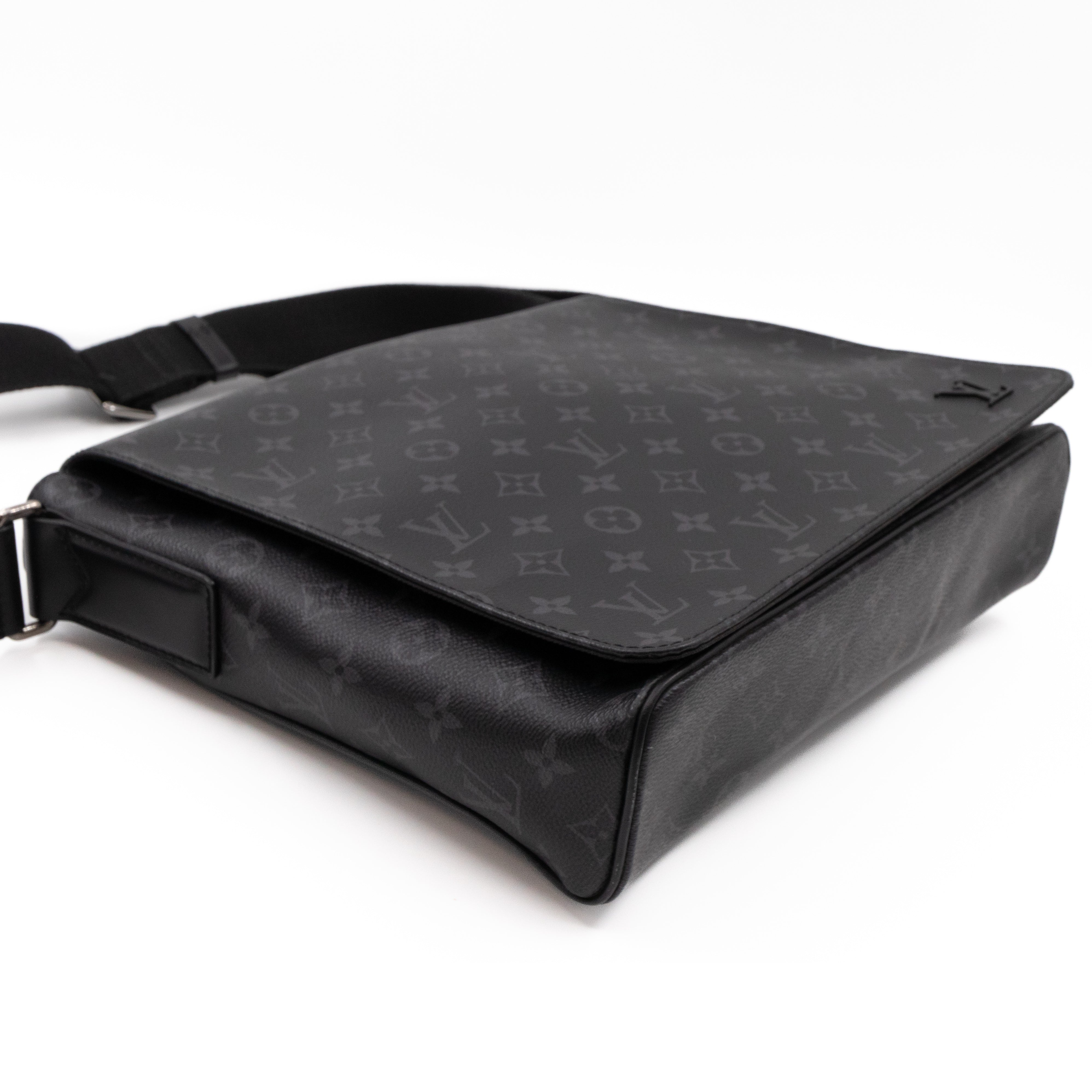 District MM Monogram Eclipse