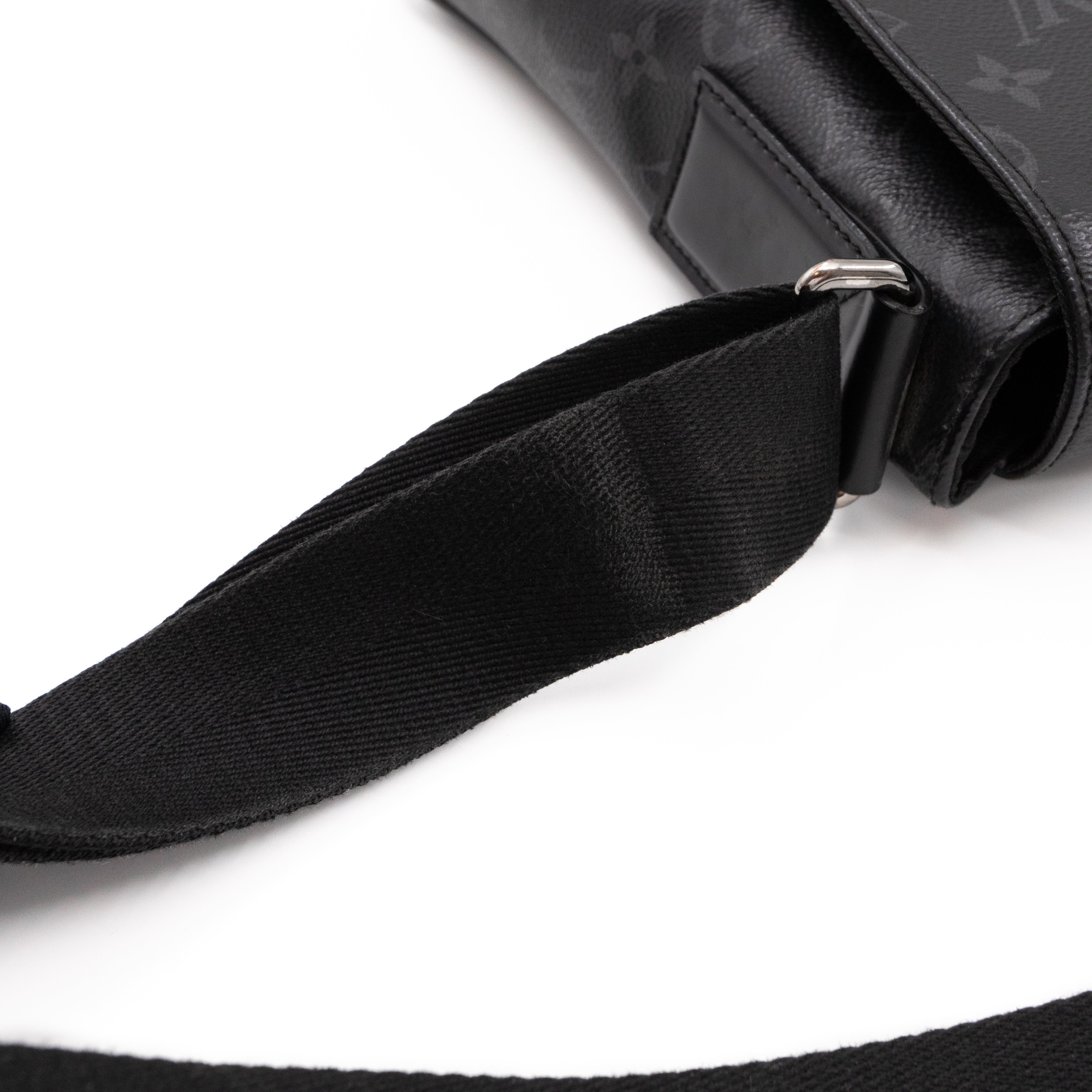 District MM Monogram Eclipse