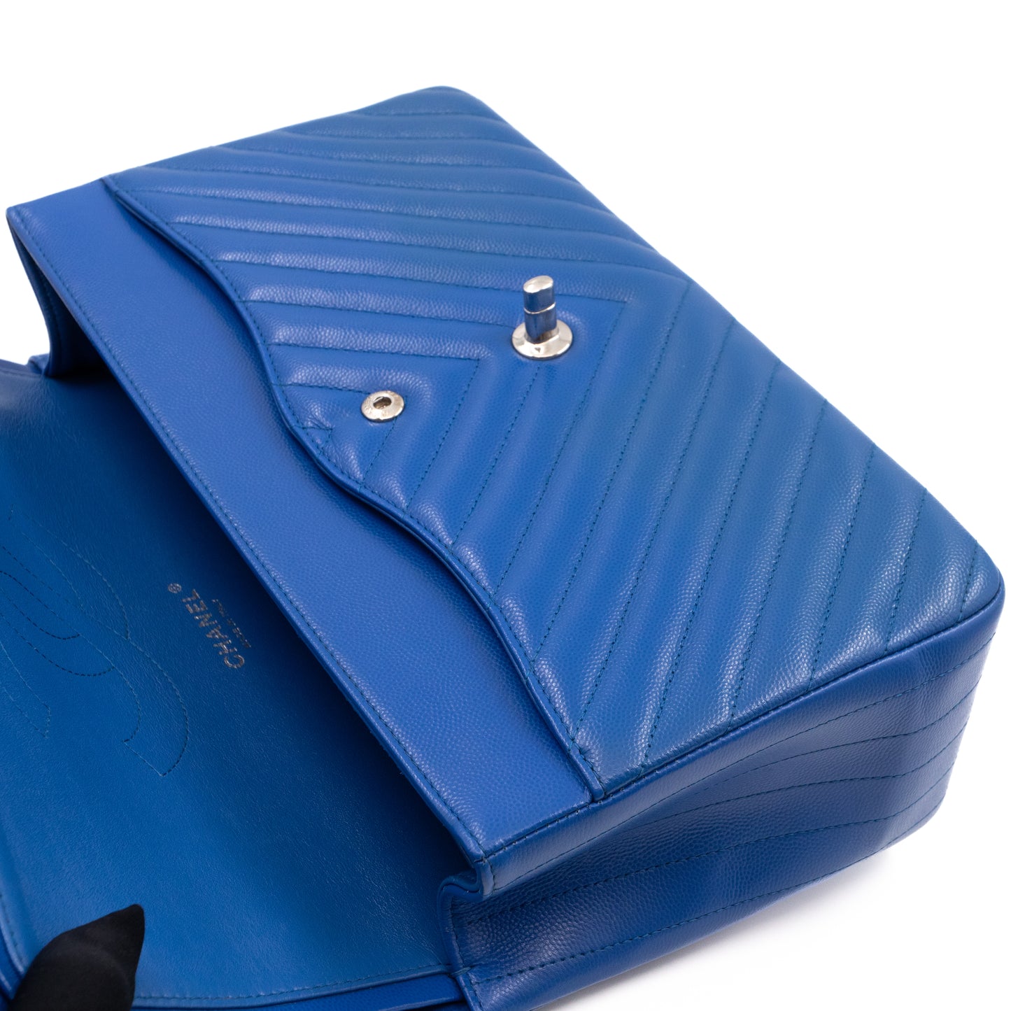 Classic Double Flap Jumbo Blue Chevron Caviar Silver
