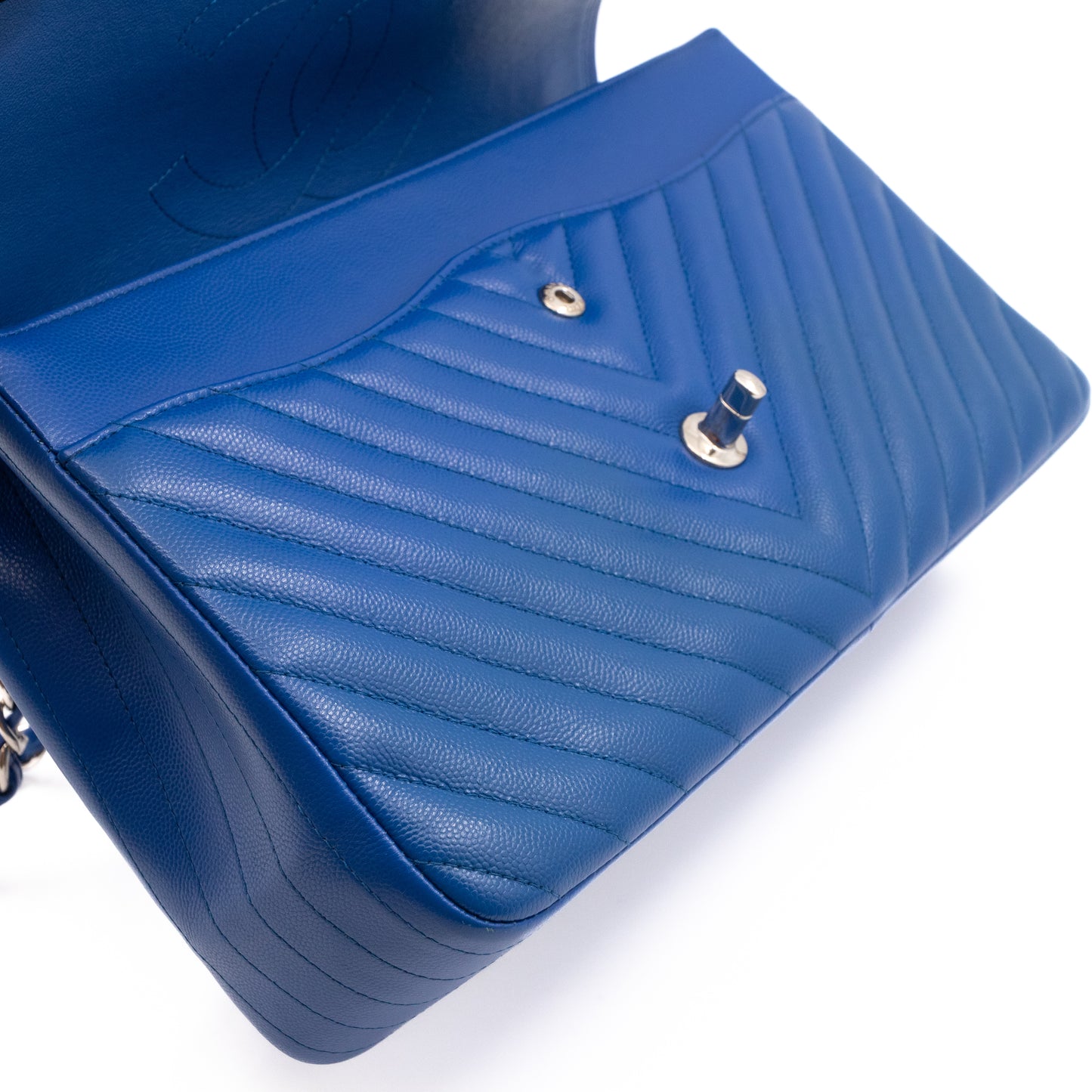 Classic Double Flap Jumbo Blue Chevron Caviar Silver