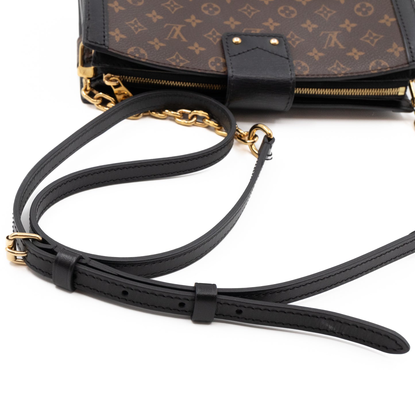 Trunk Clutch Monogram Reverse