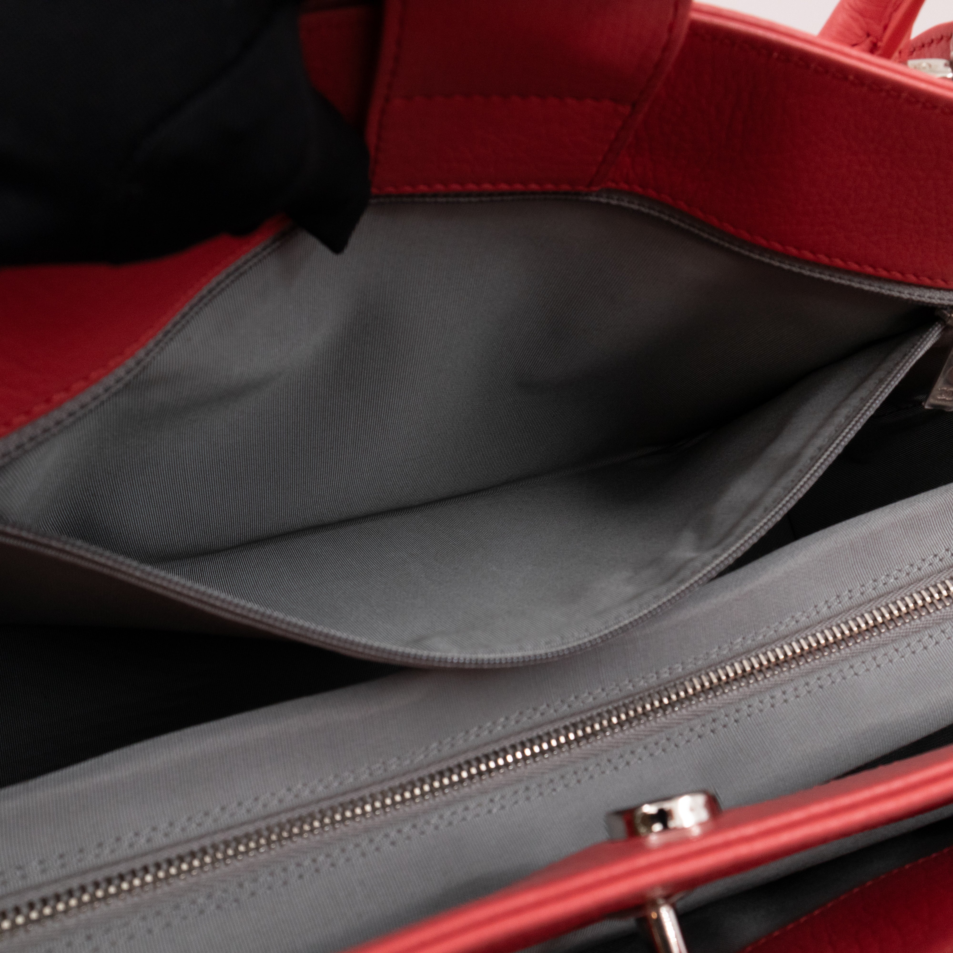 Executive Cerf Tote Coral Pink Leather Silver