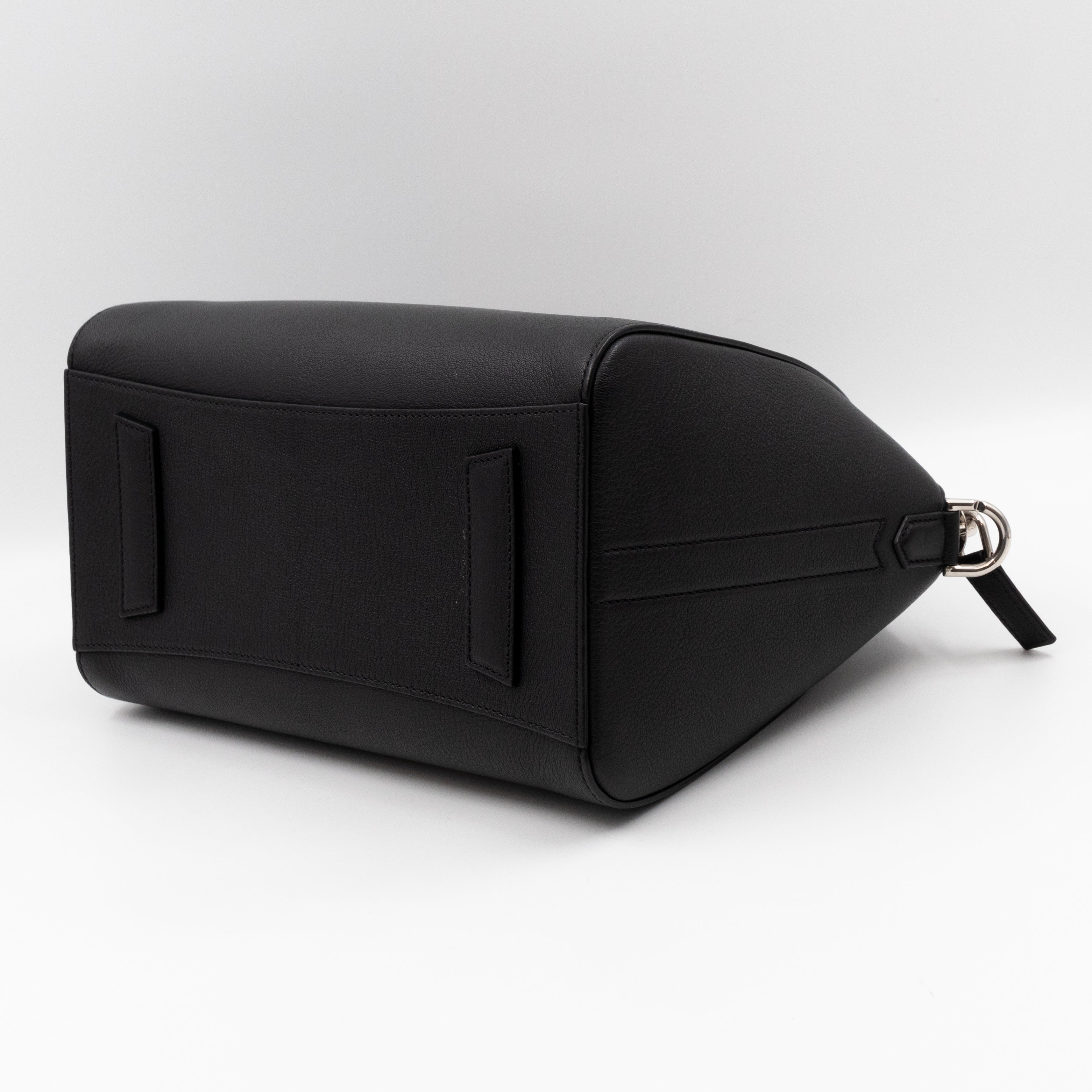 Antigona Small Black Leather