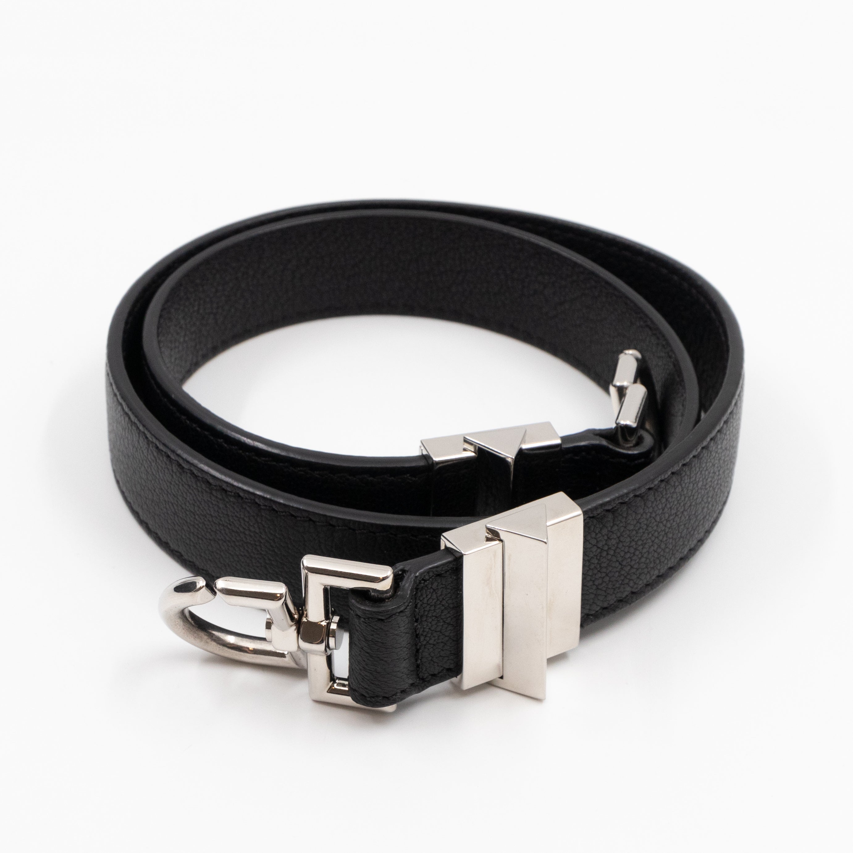 Antigona Small Black Leather