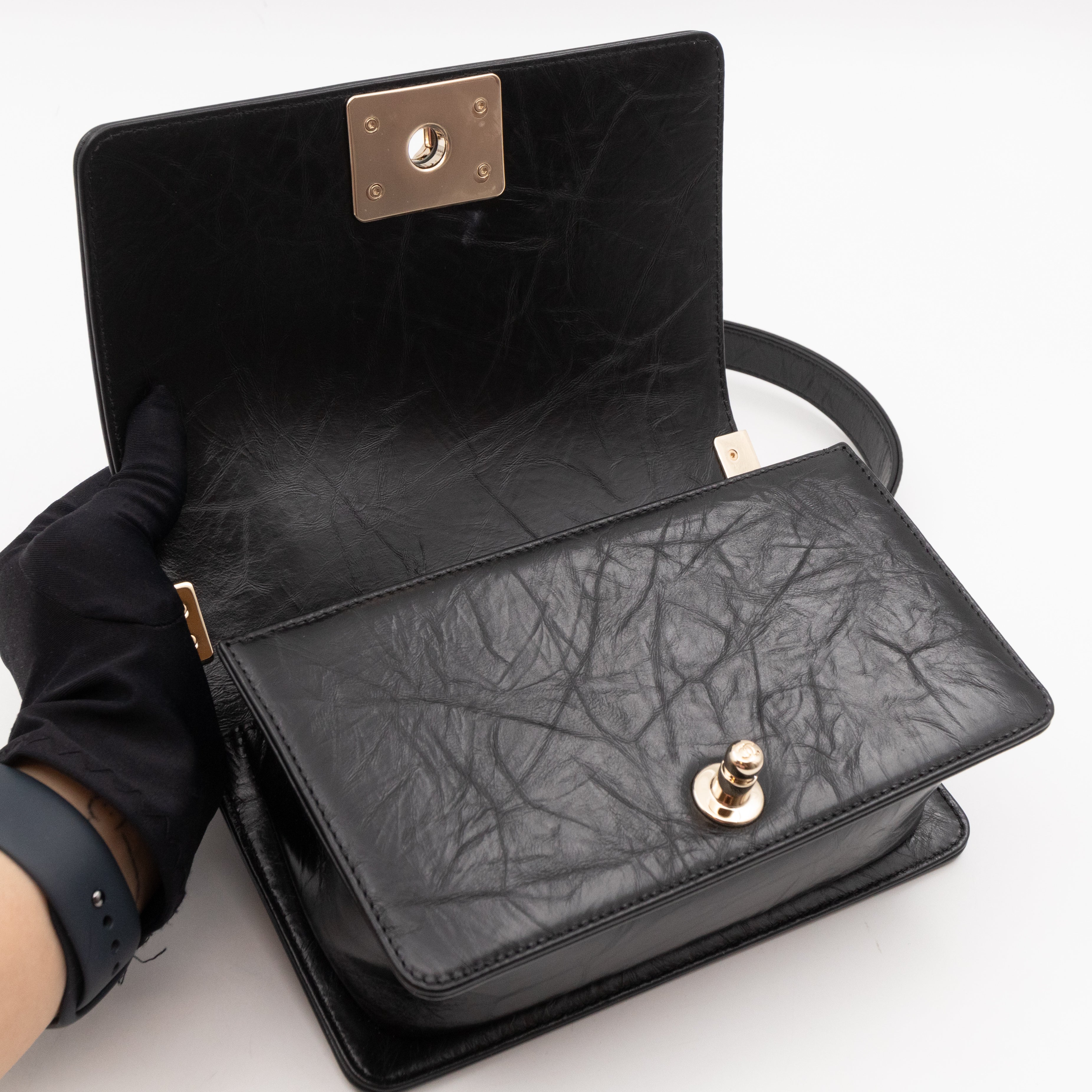 Boy Bag Small Chevron Chains Black Crumpled Calfskin