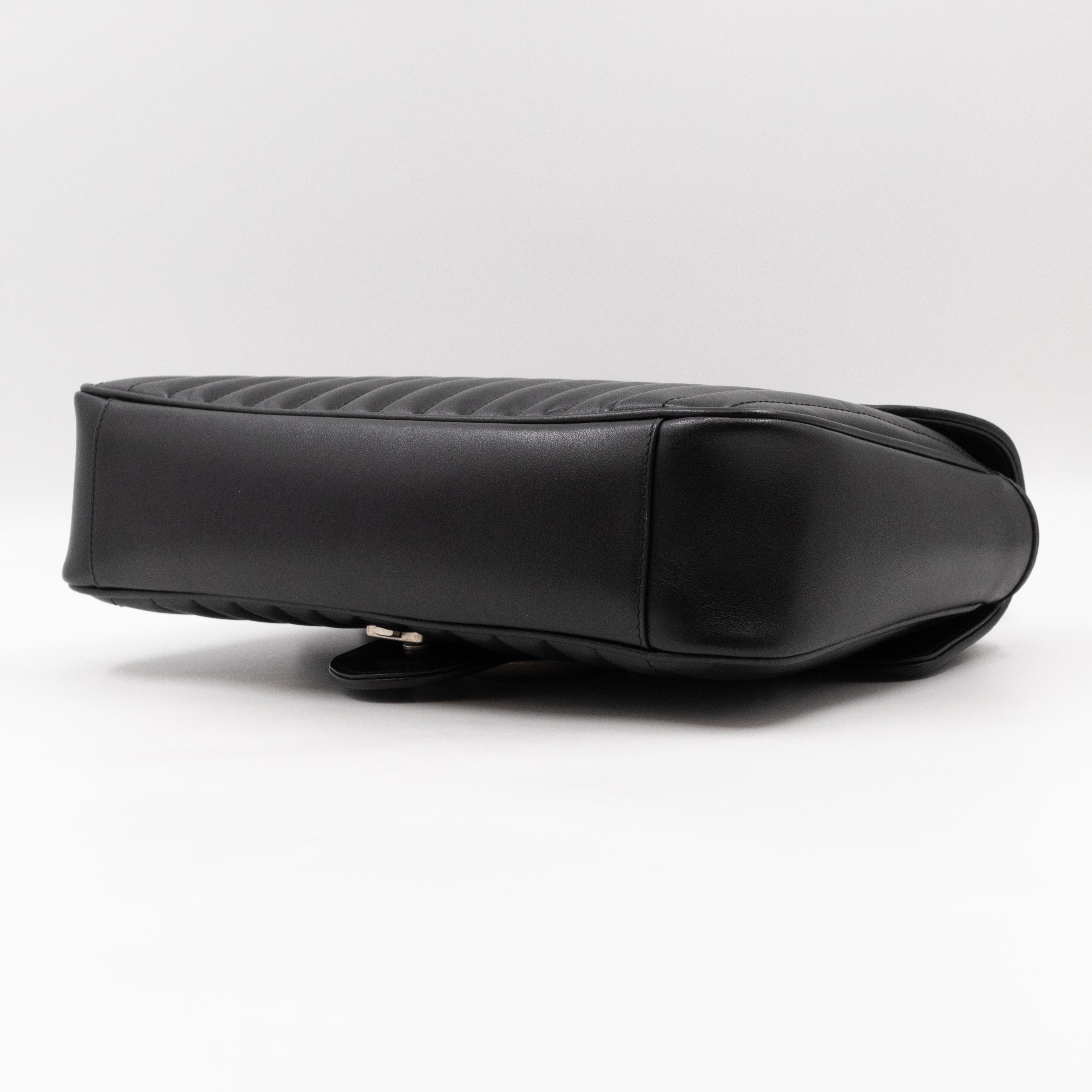 GG Marmont Flap Bag Medium Black Leather