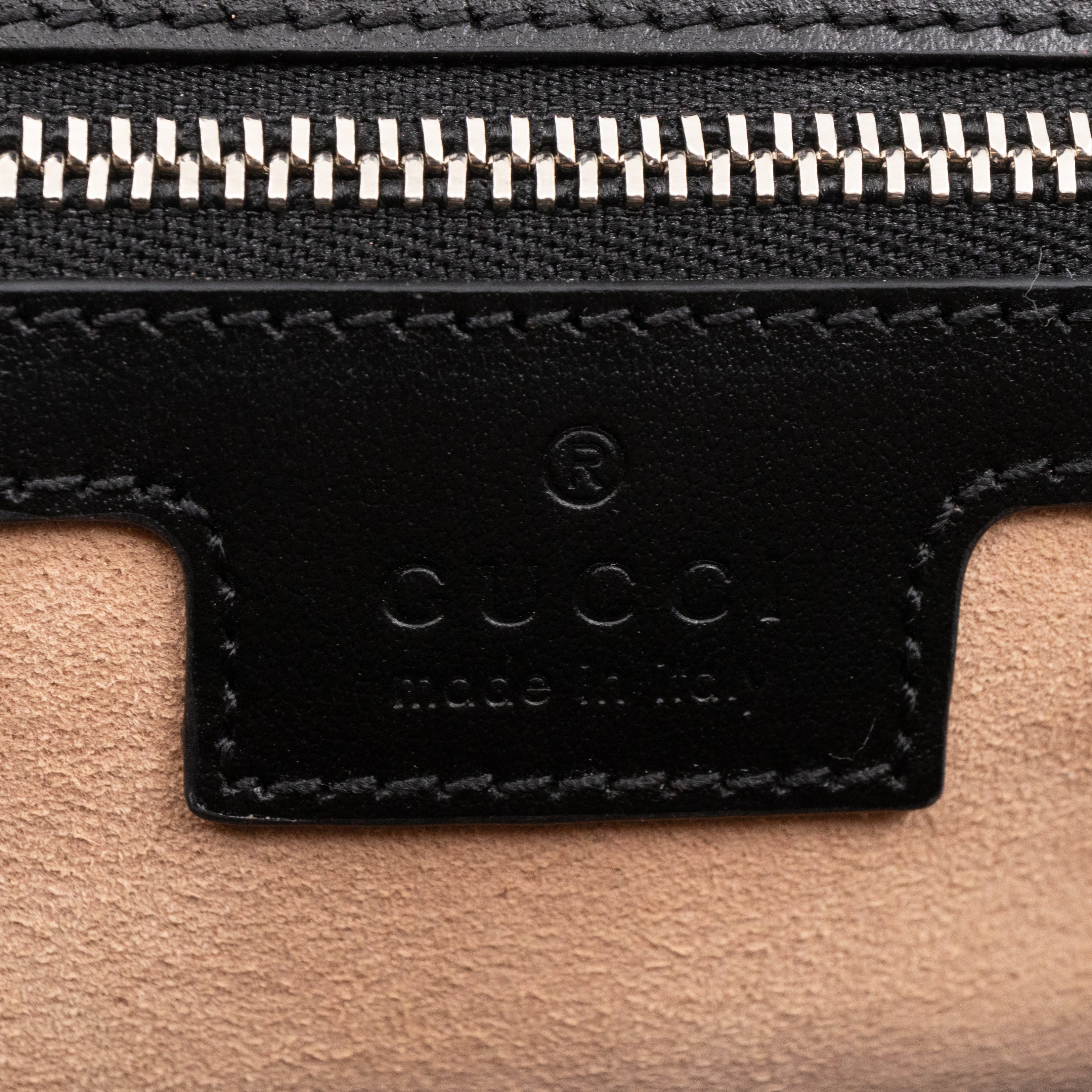 GG Marmont Flap Bag Medium Black Leather