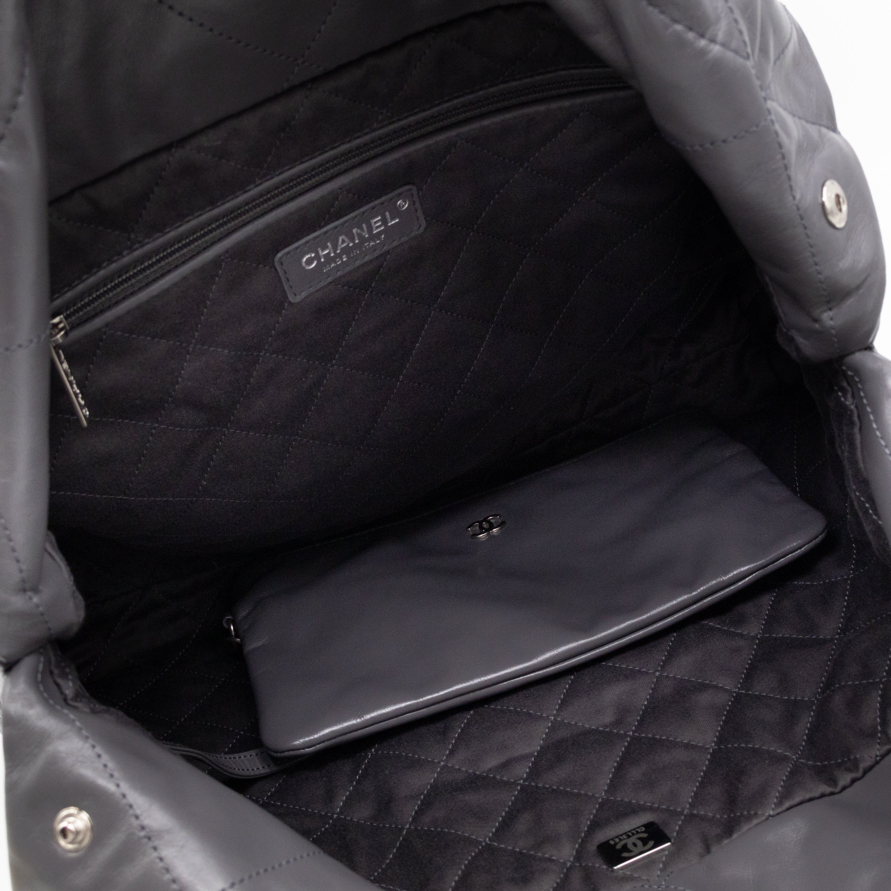 22 Small Dark Grey Calfskin Leather Silver