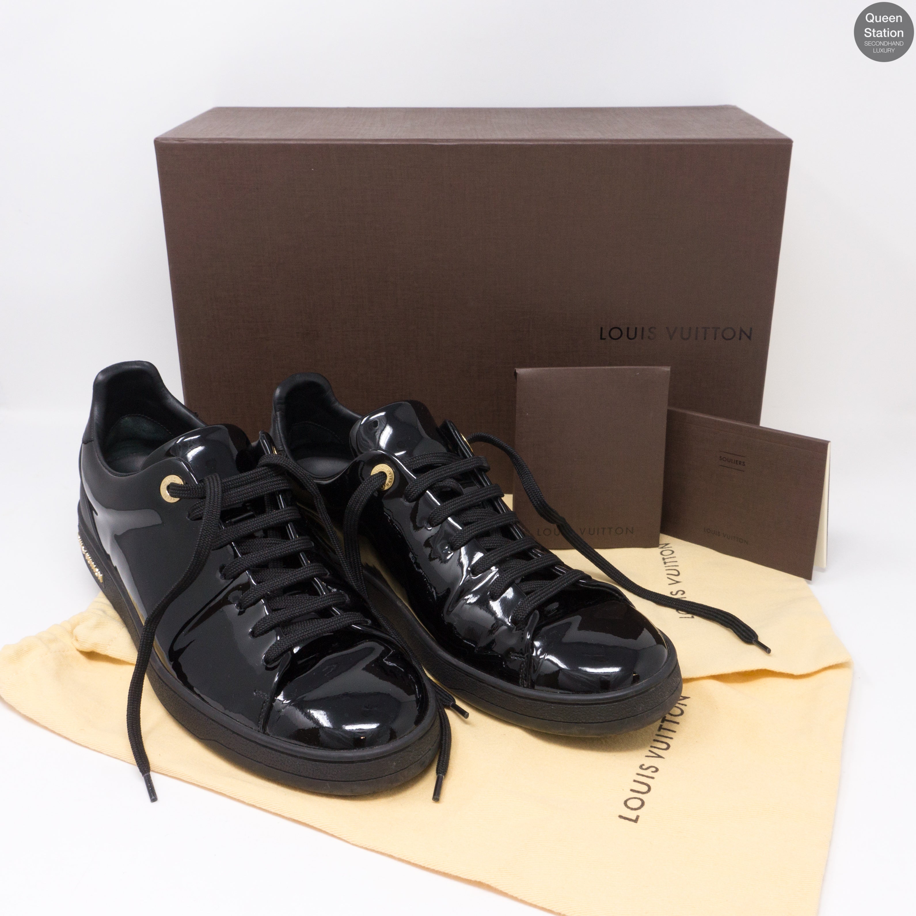 Louis Vuitton - Authenticated FRONTROW Trainer - Patent Leather Black for Women, Very Good Condition