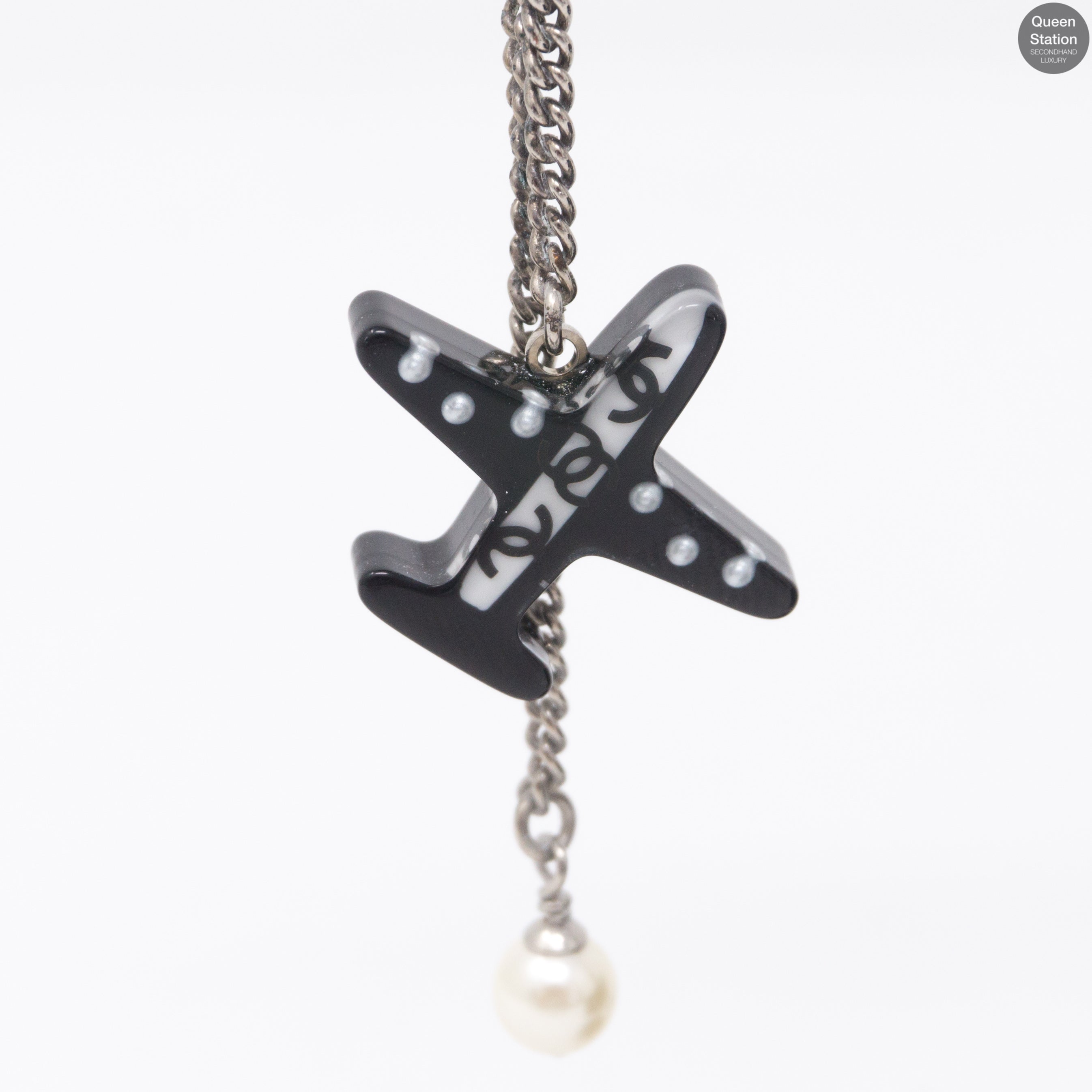 CC Pearl Airplane Earrings