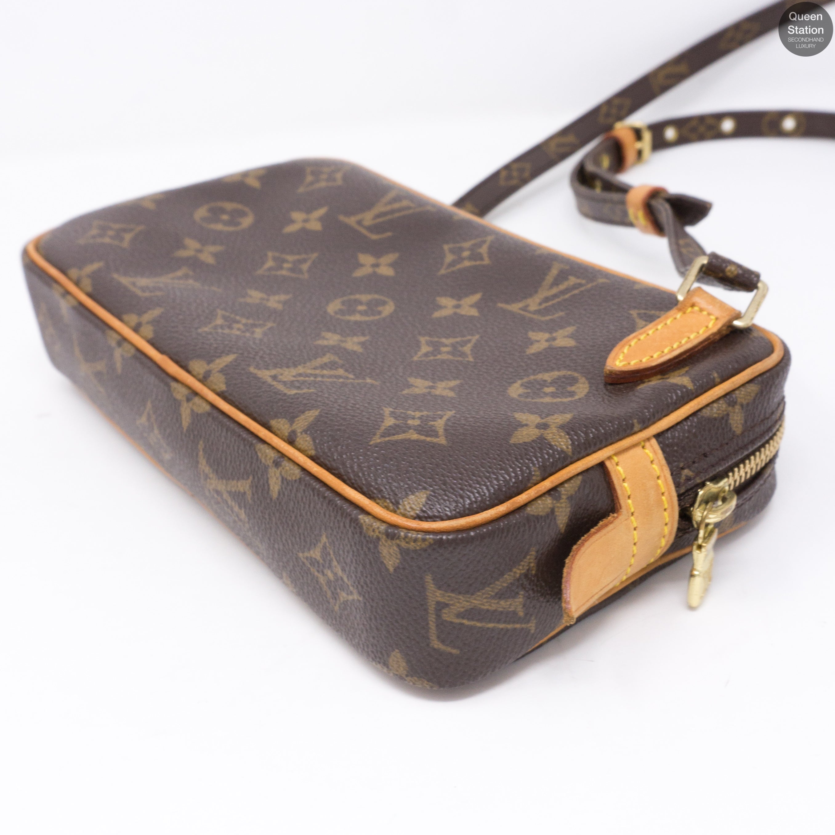 Pochette Marly Bandouliere Monogram