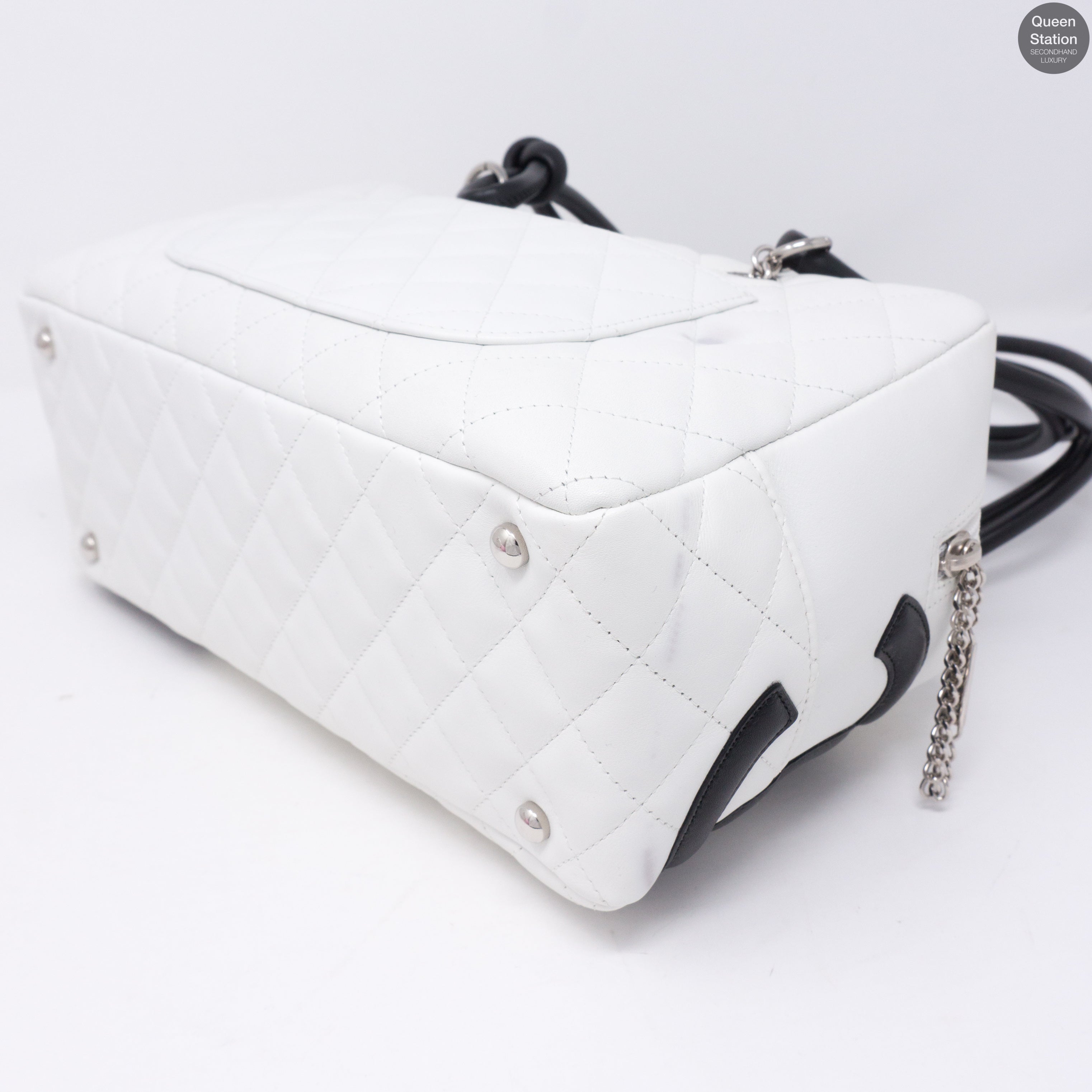 Cambon Bowler Quilted Leather White