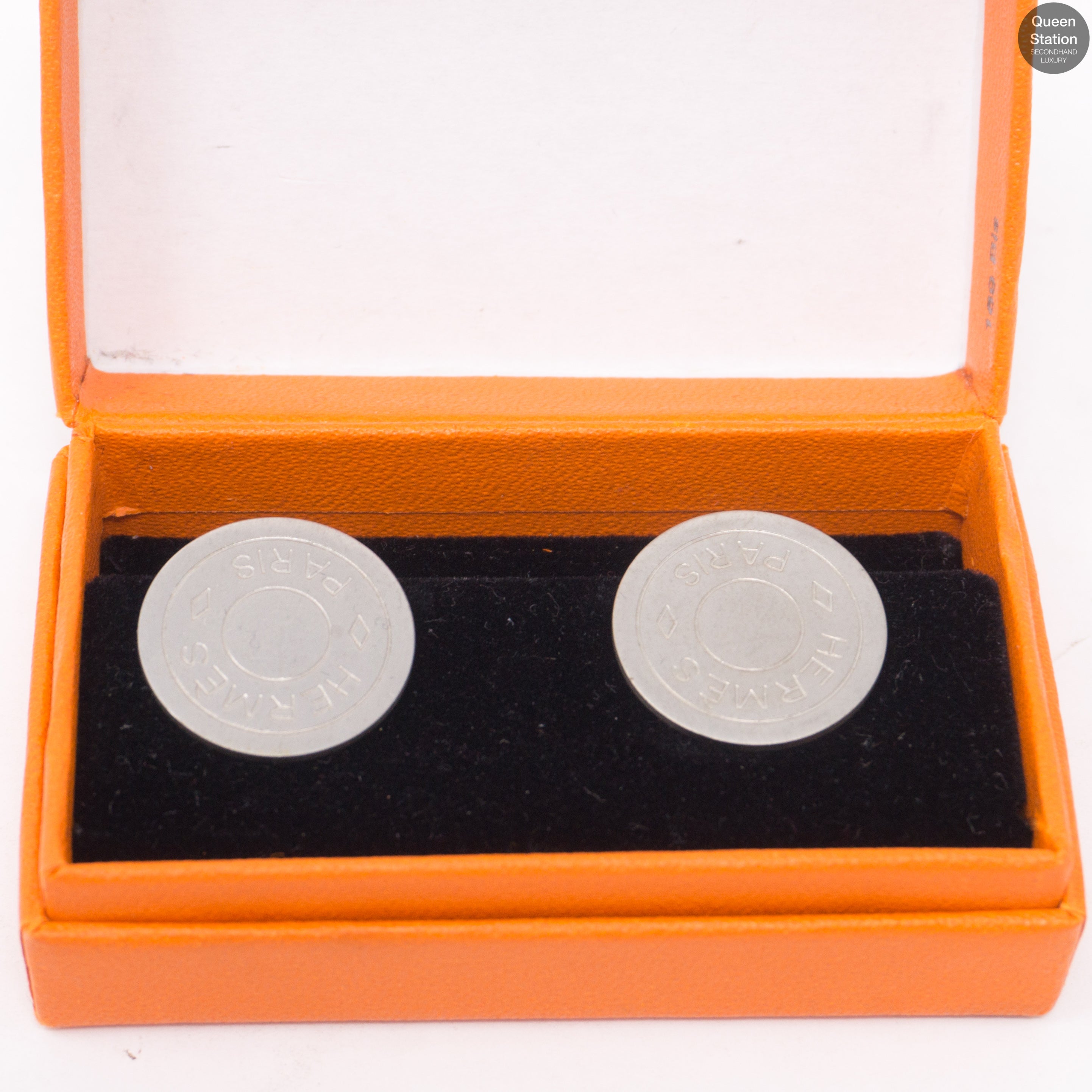 Clou de Selle Clip-on Earrings