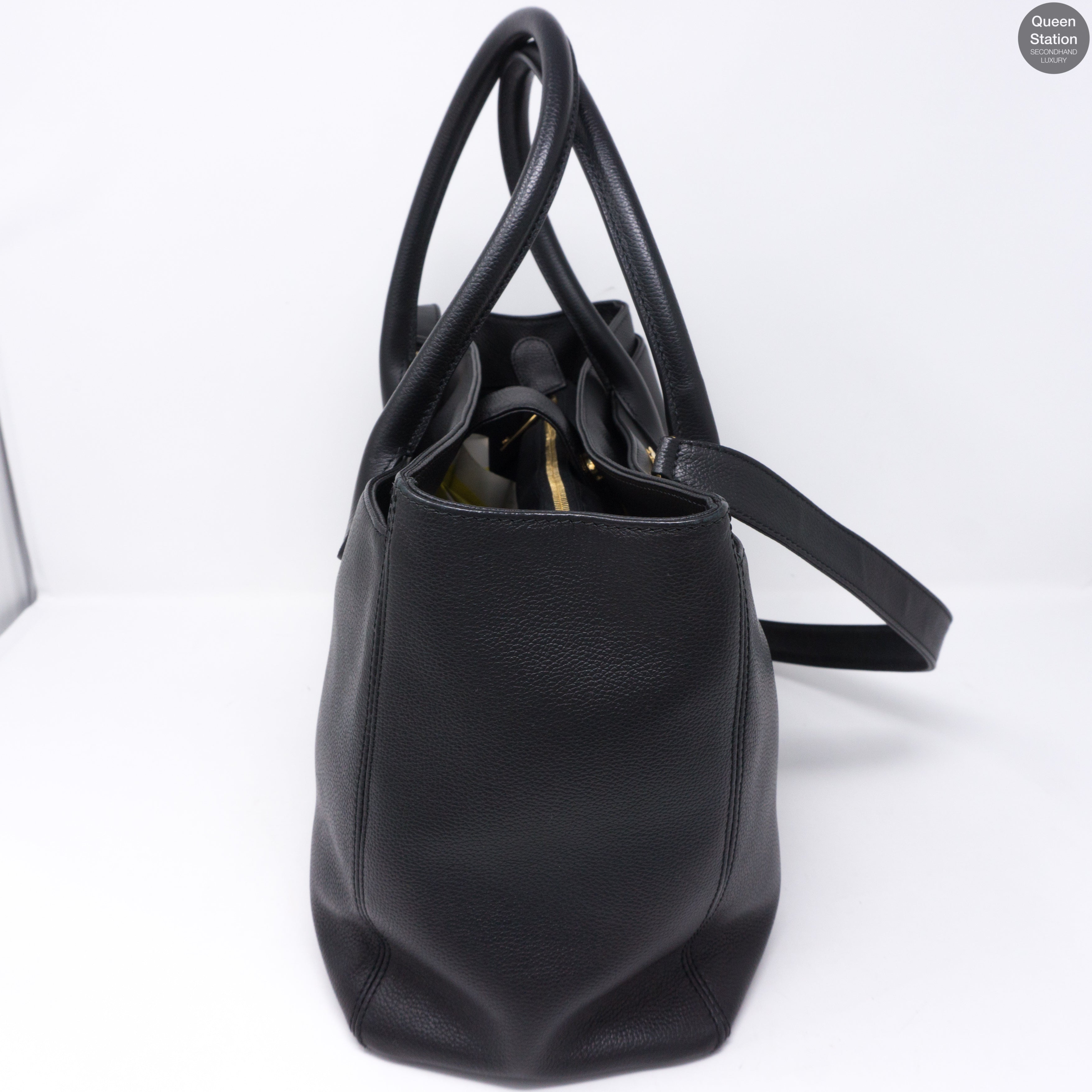 Executive Cerf Black Leather Tote