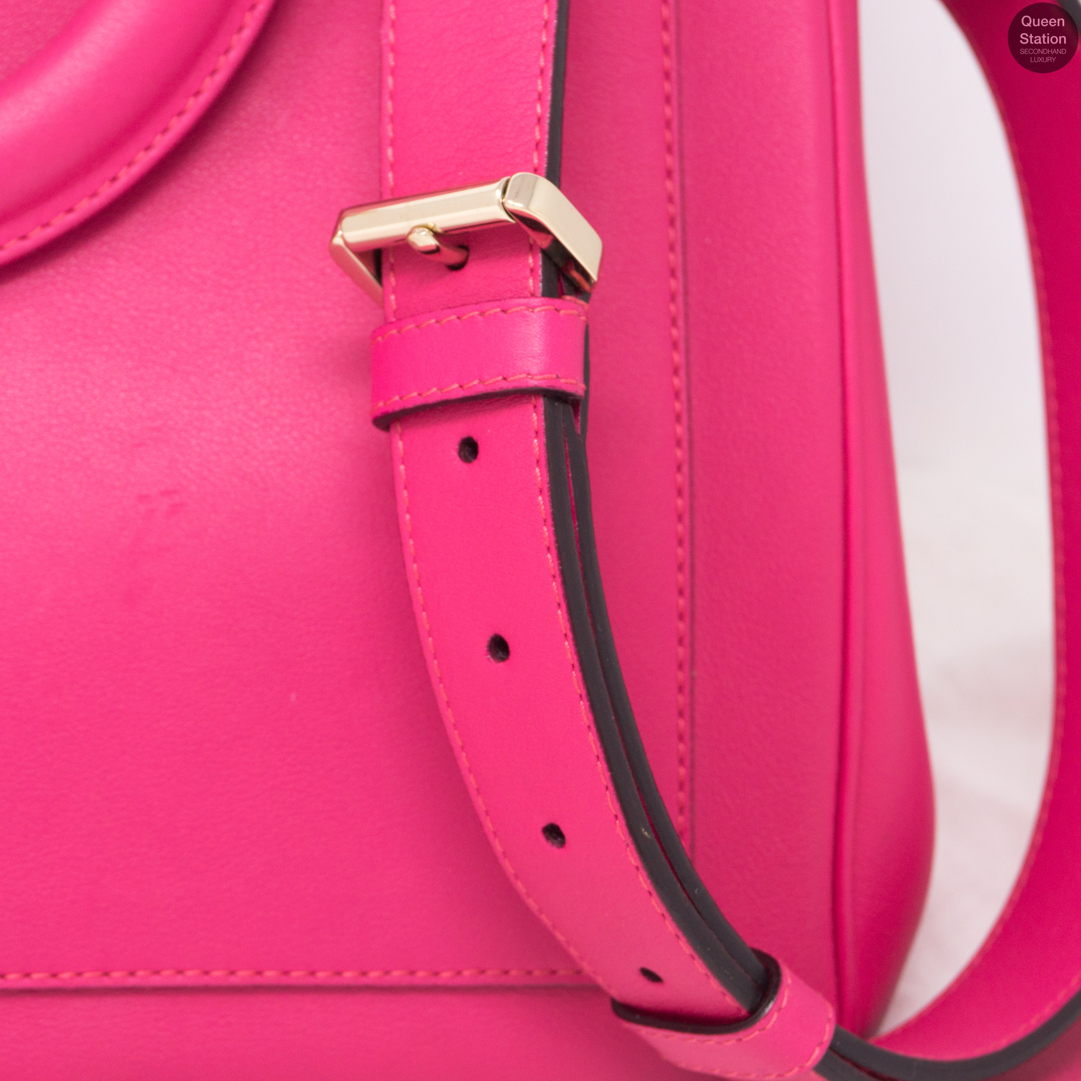 Be Dior Medium Pink Leather