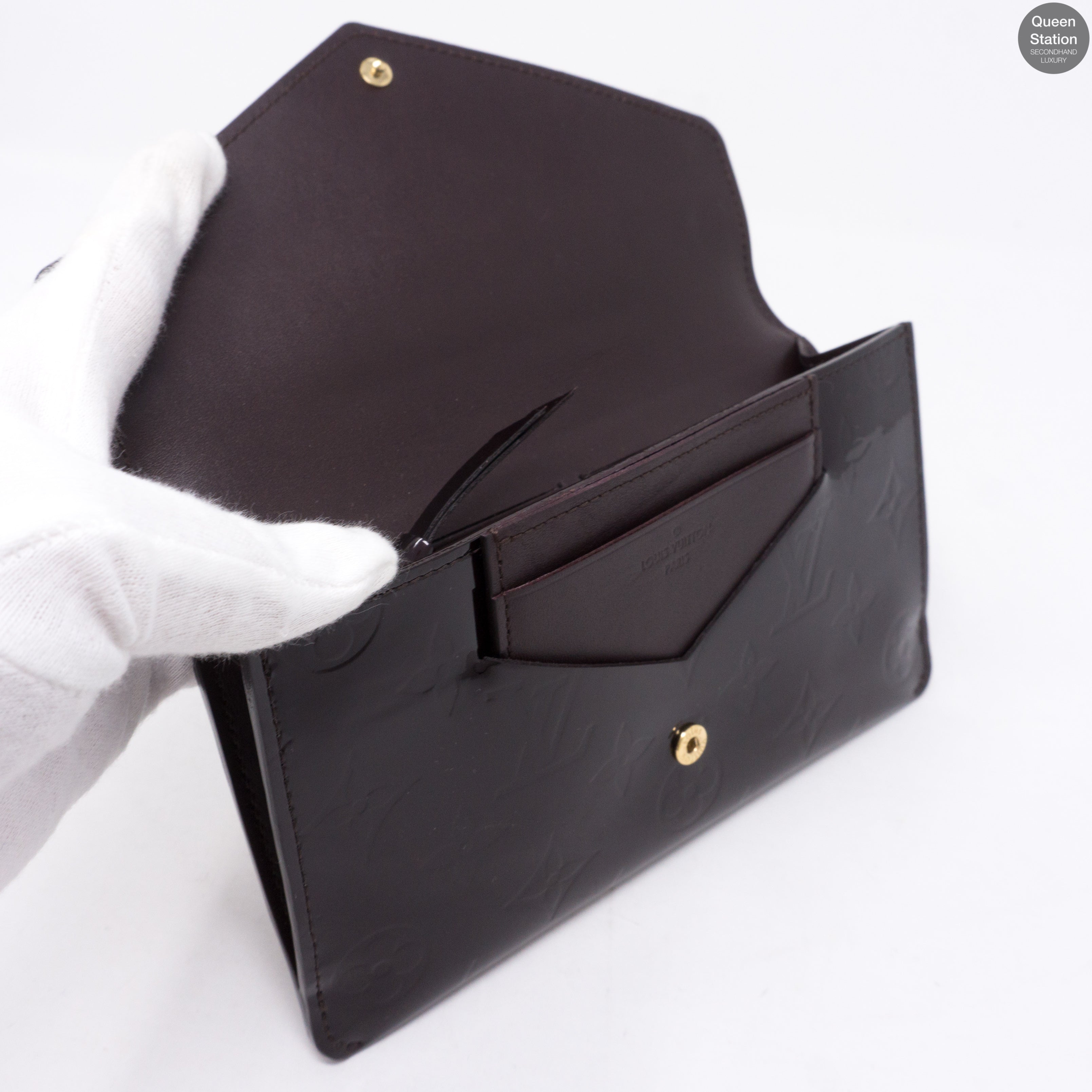 Jeanne Wallet Vernis Amarante