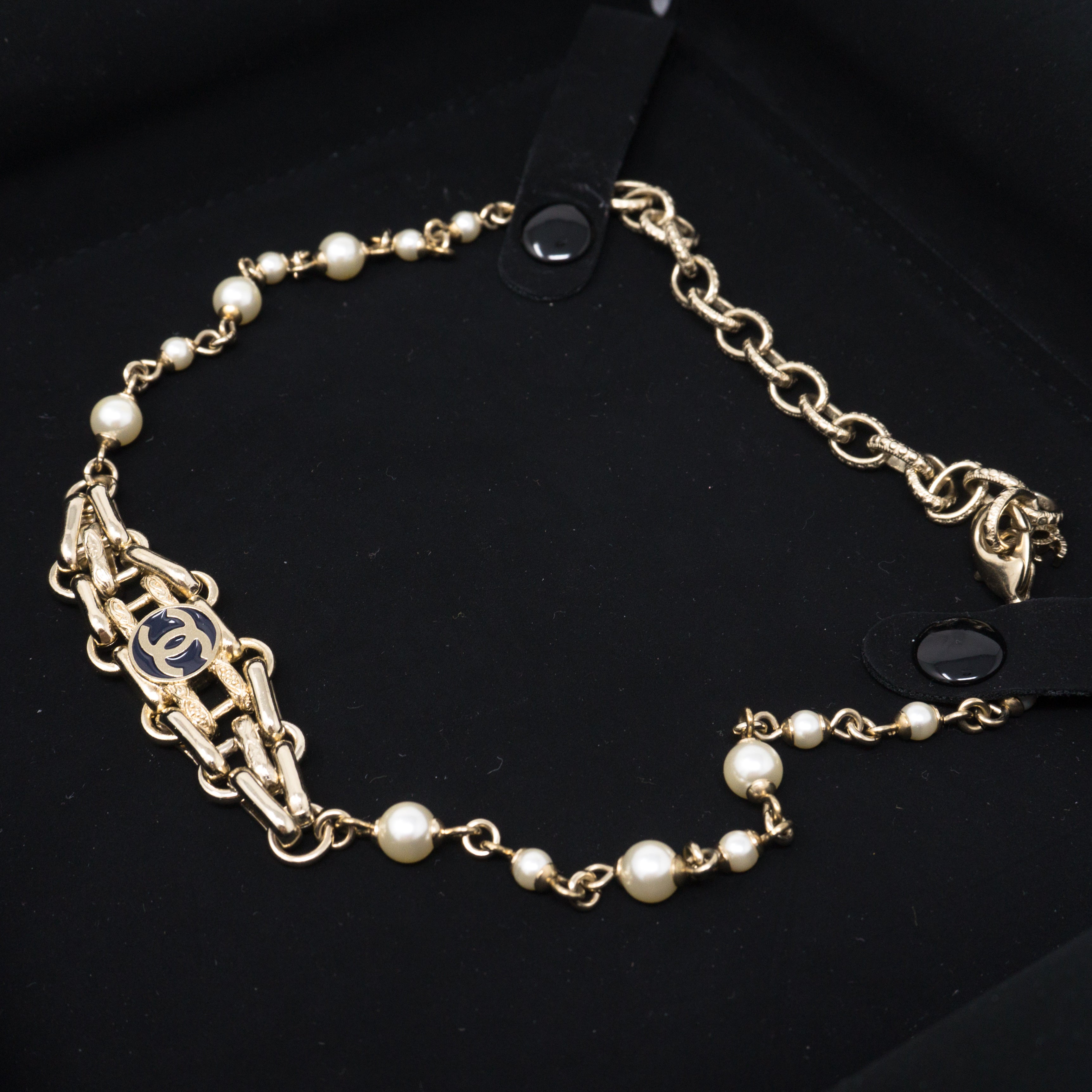 Pearl Chain Choker Necklace