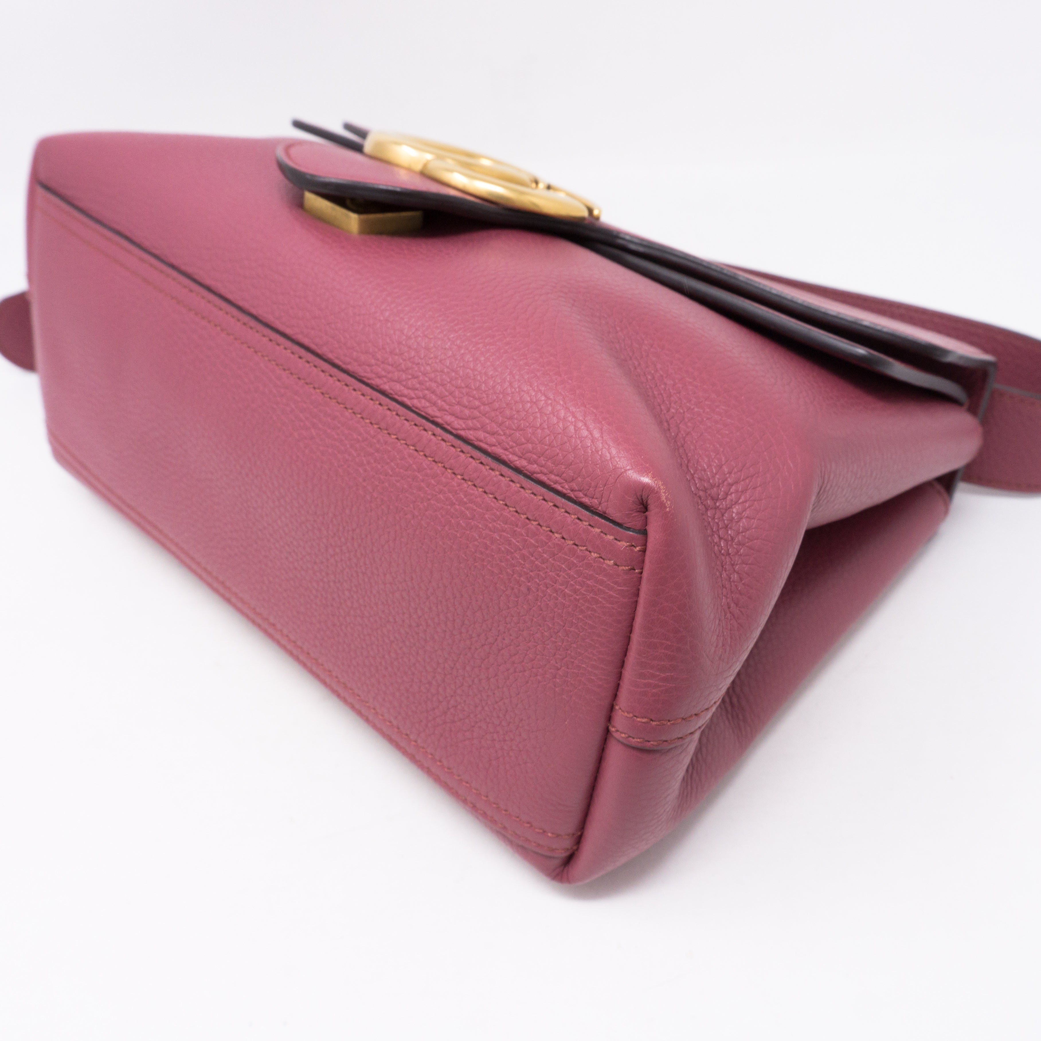 GG Marmont Shoulder Bag Leather Small