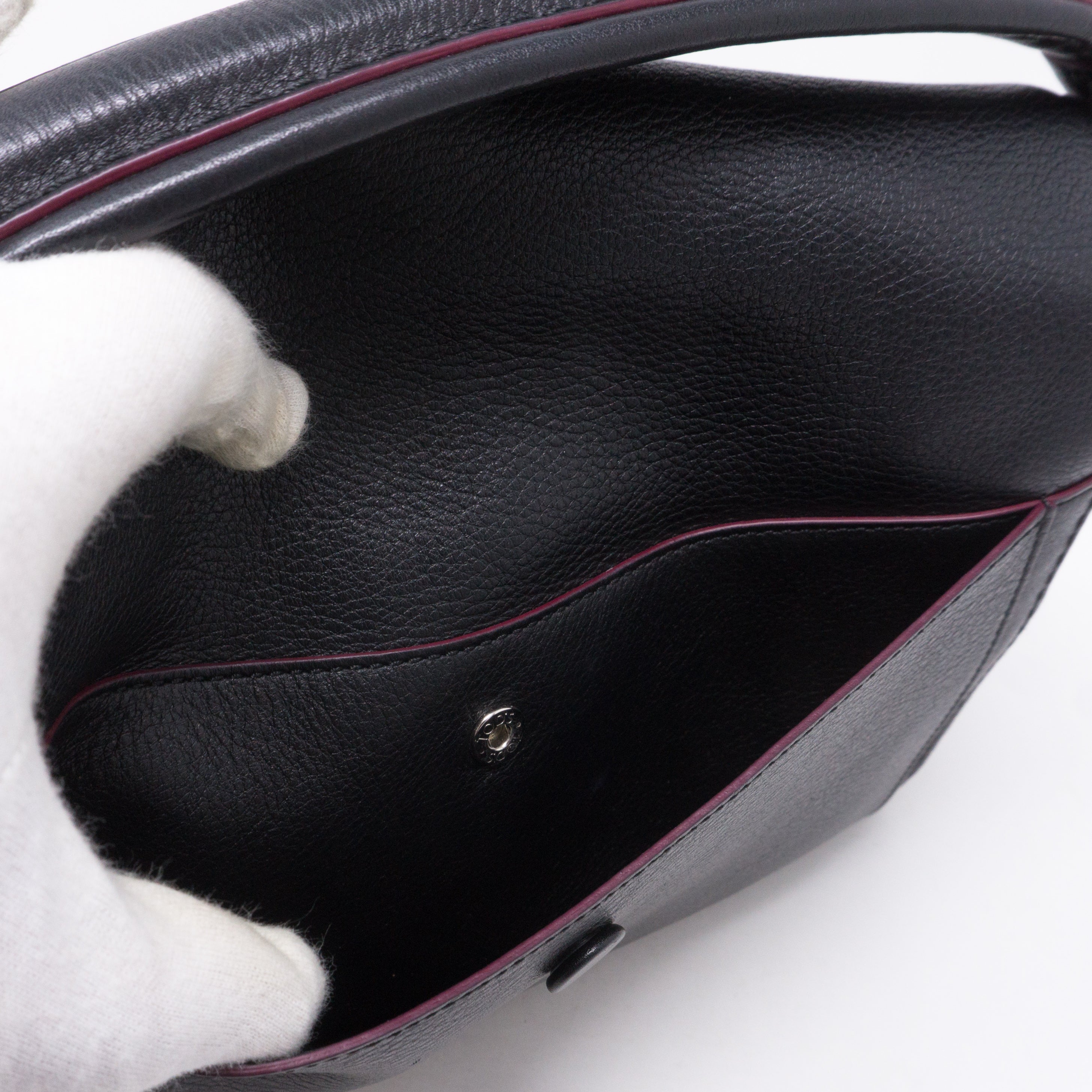 Double T Amu Messenger Bag Black