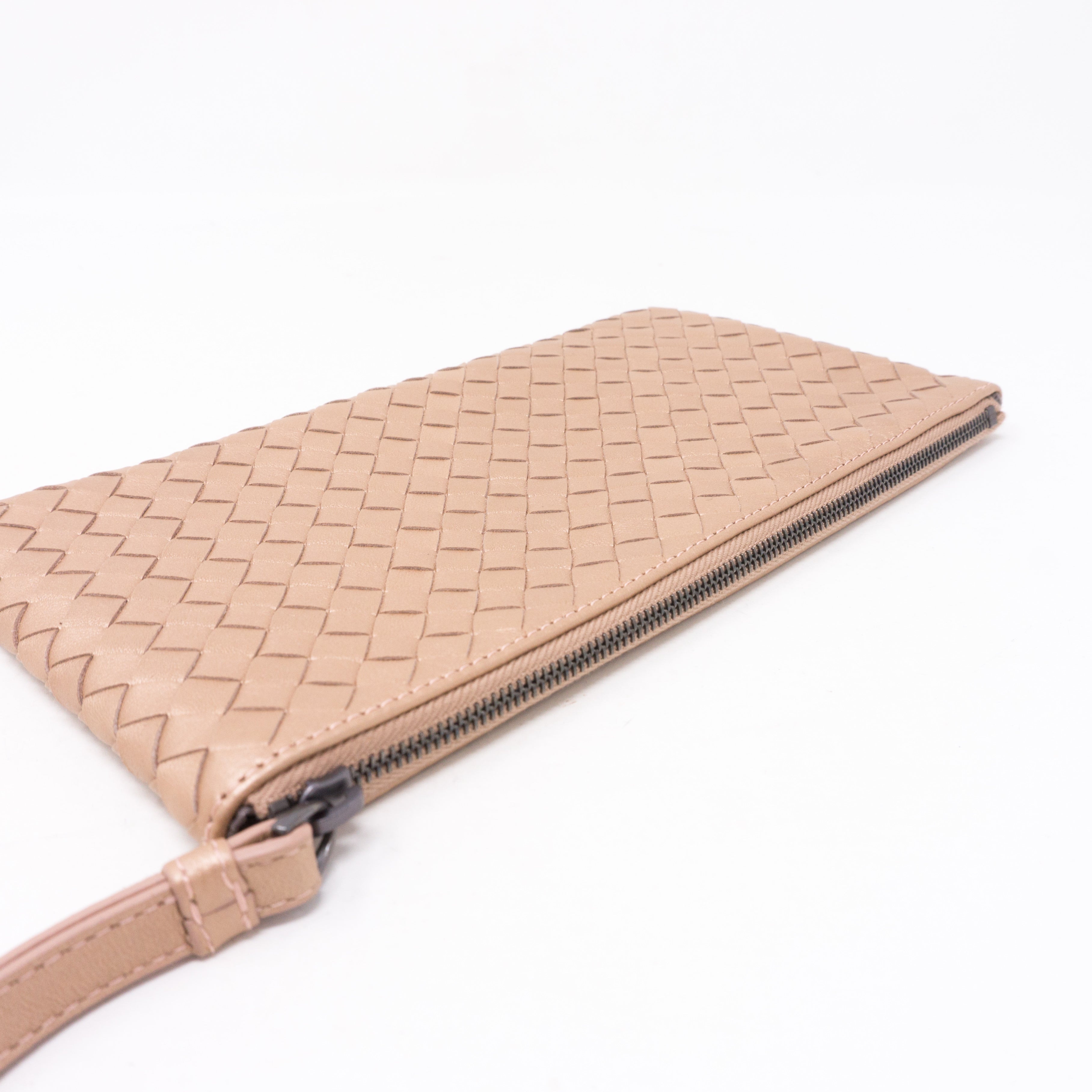 Intrecciato Wristlet Pouch Champagne Leather
