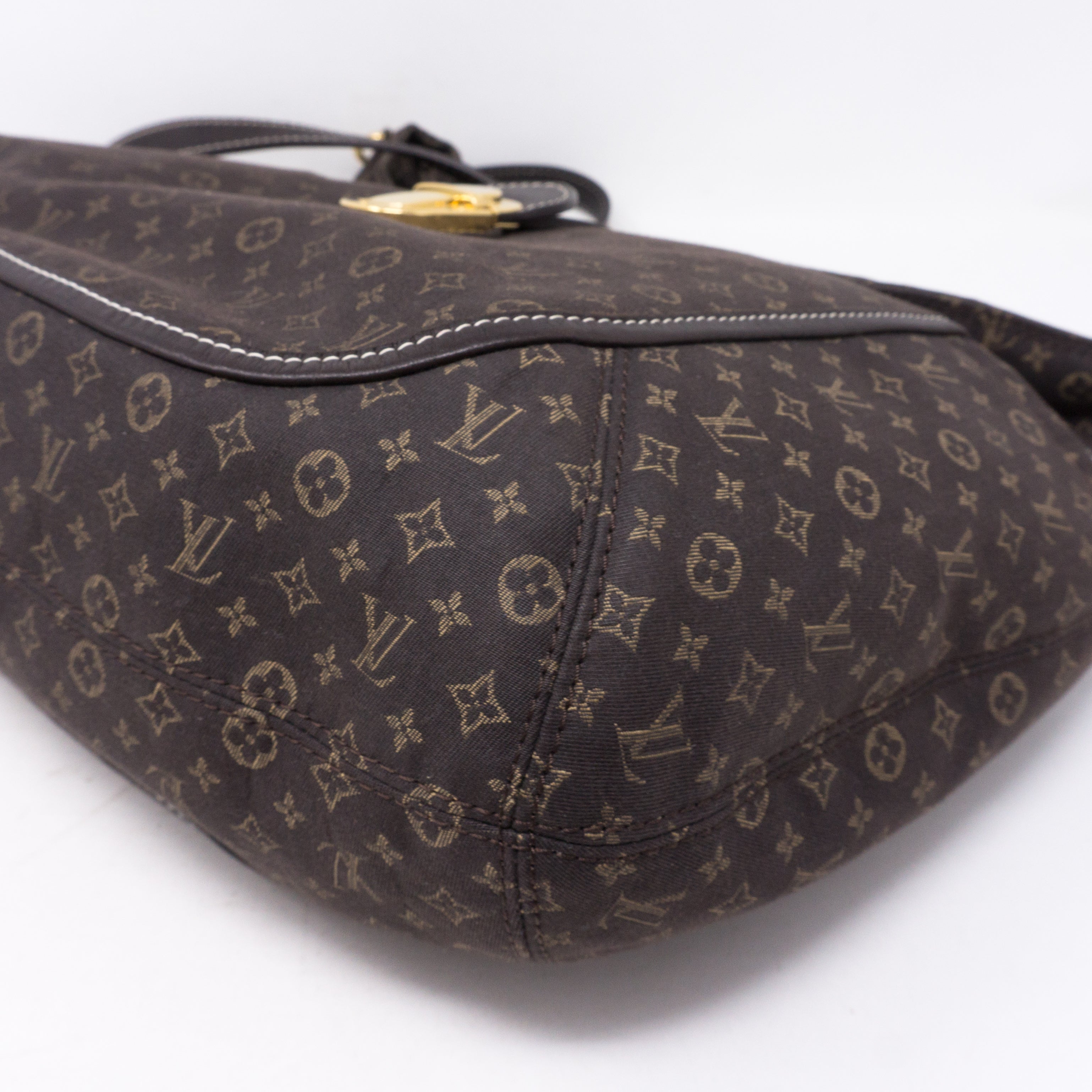 Romance Monogram Idylle Fusain