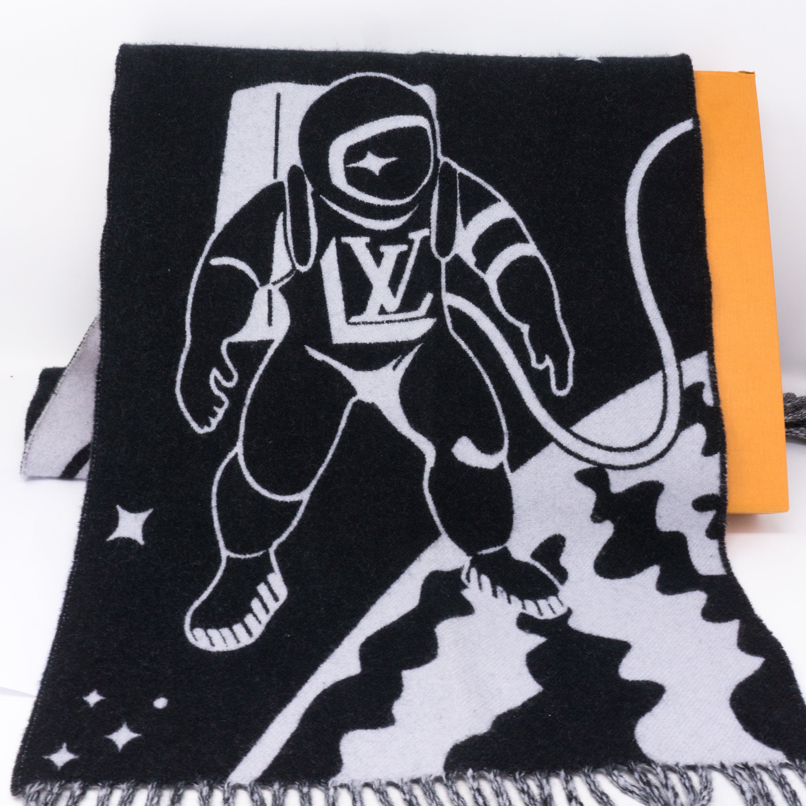 Satellite City Scarf Black