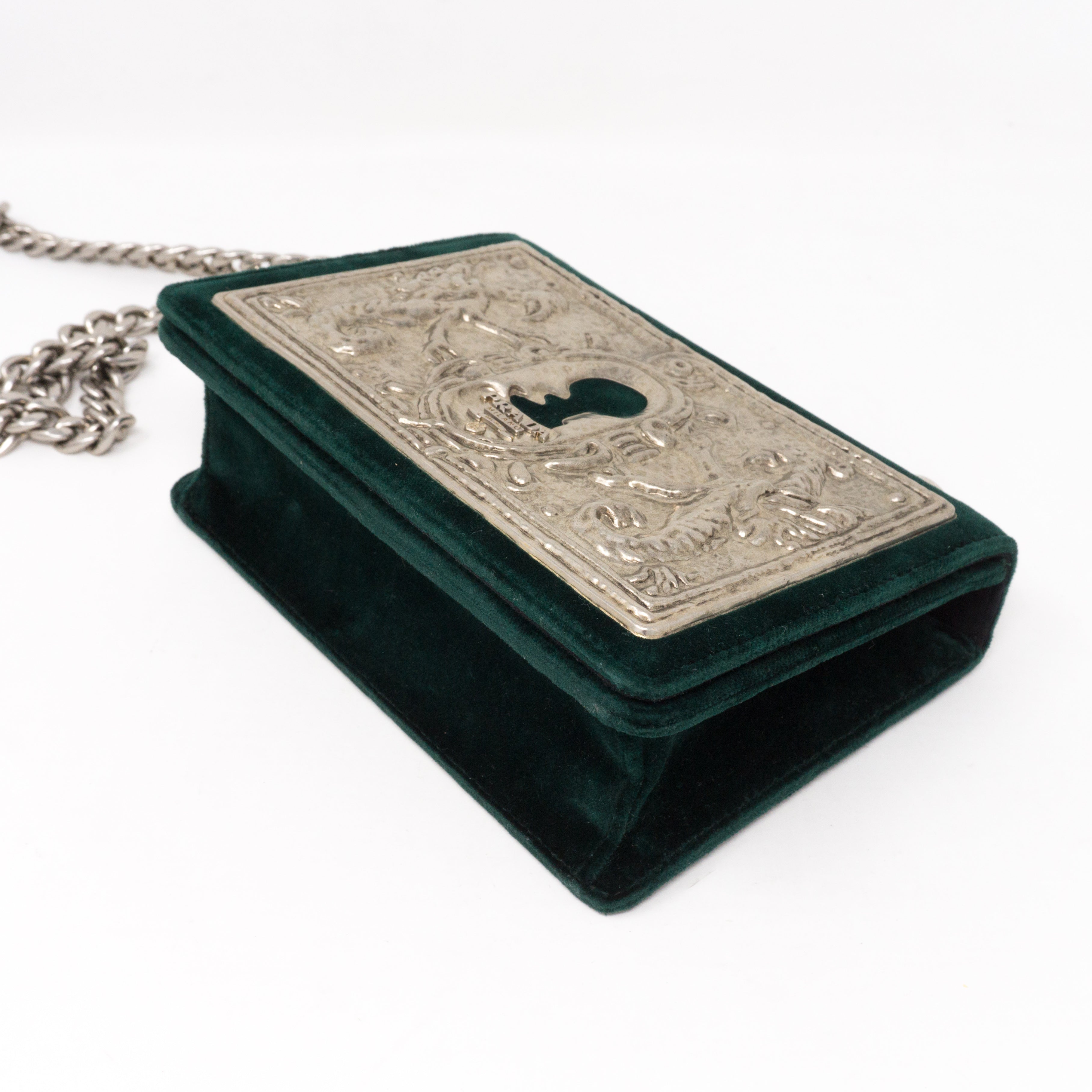 Cahier Small Lock Trunk Green Velvet