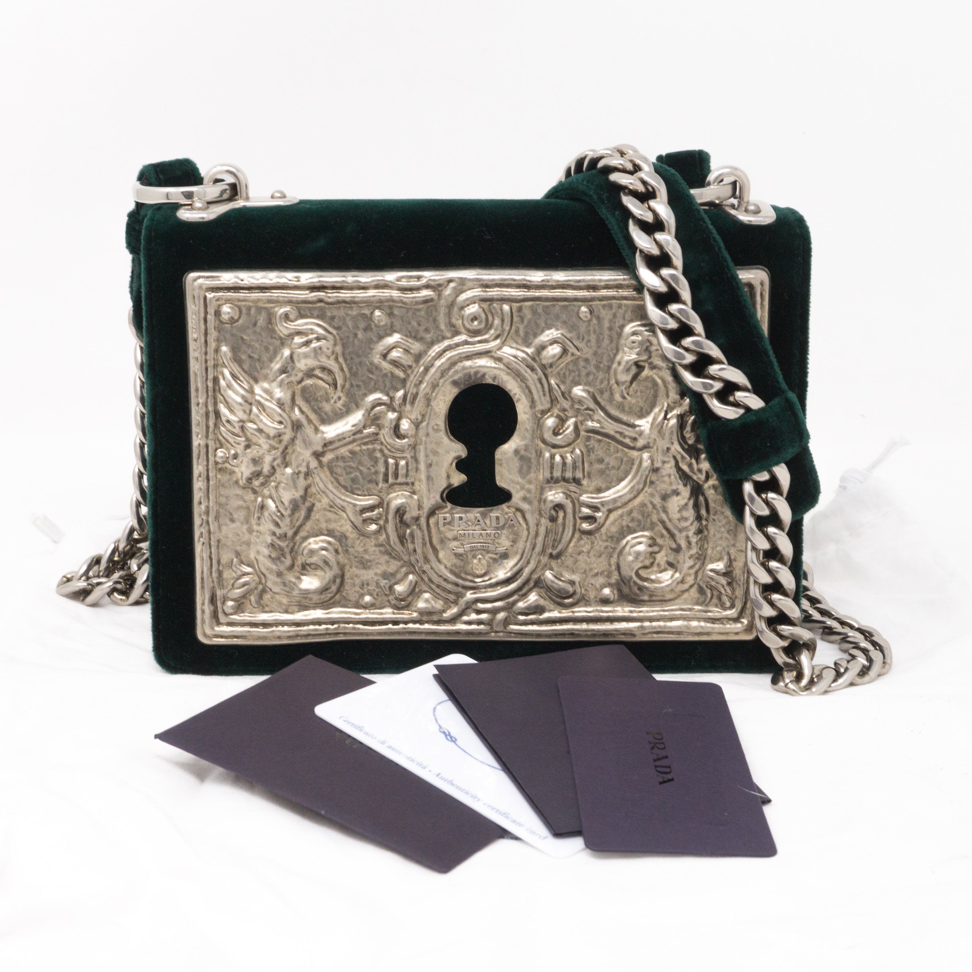 Cahier Small Lock Trunk Green Velvet