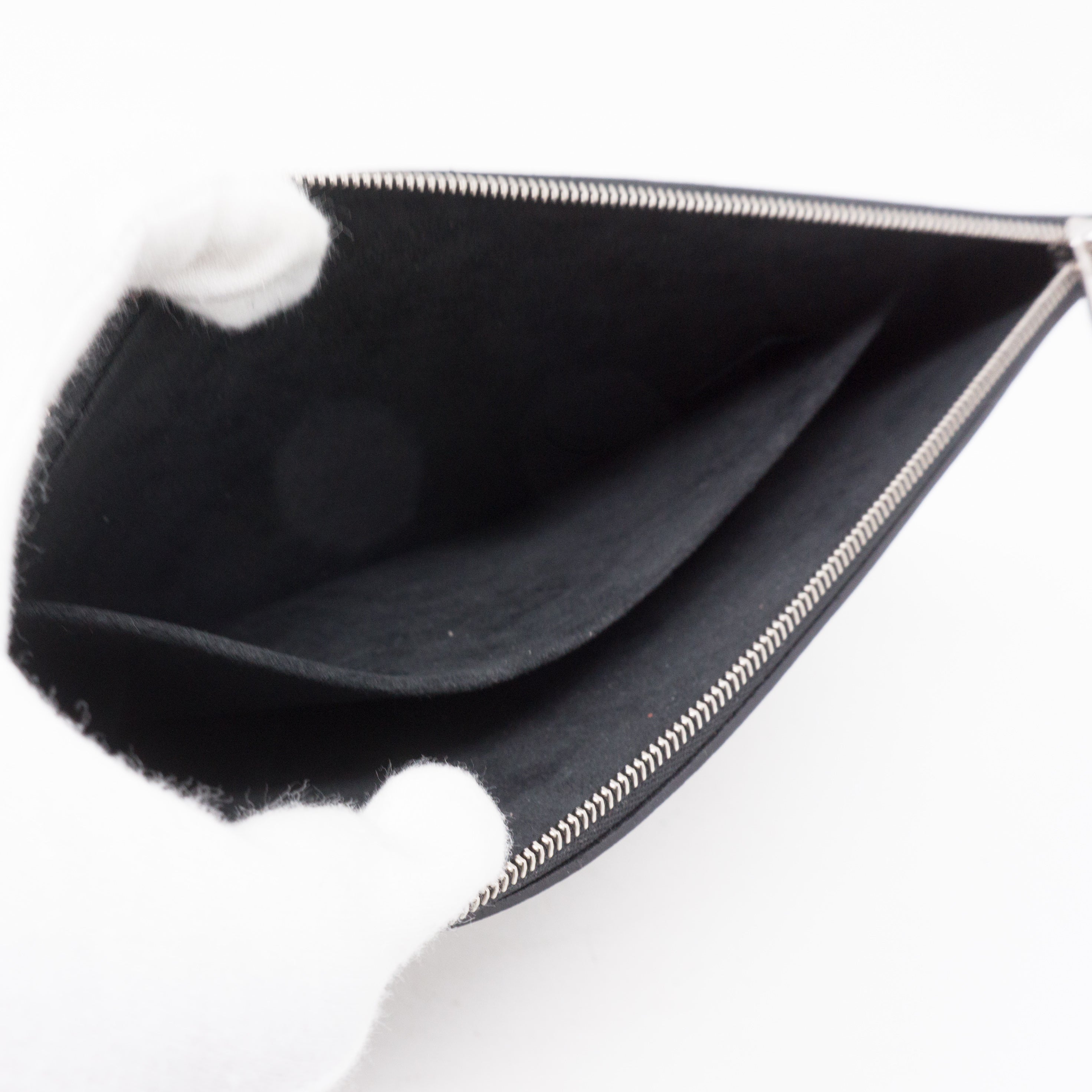Neverfull Pochette Epi Leather Black