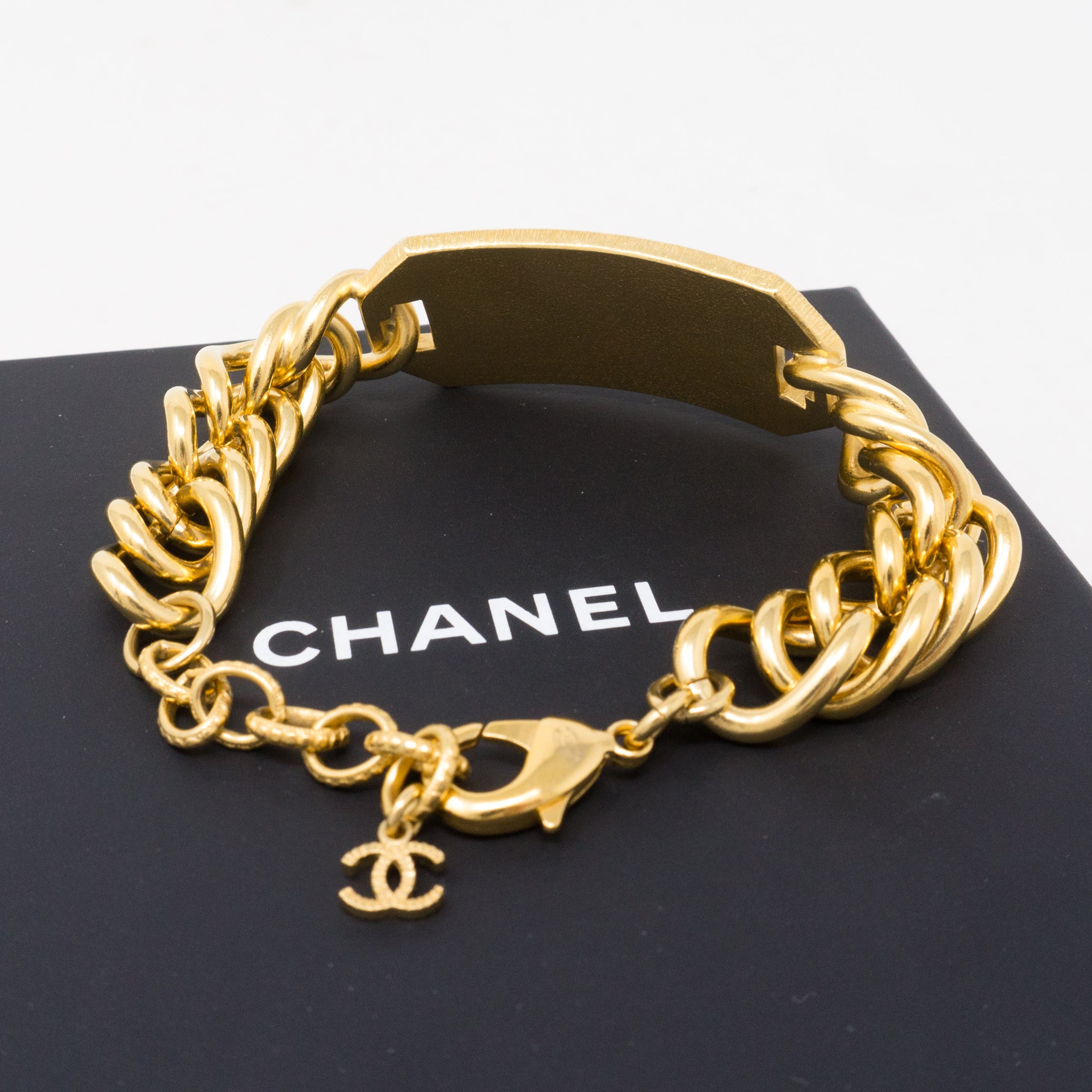 31 Rue Cambon Plate Chain Bracelet