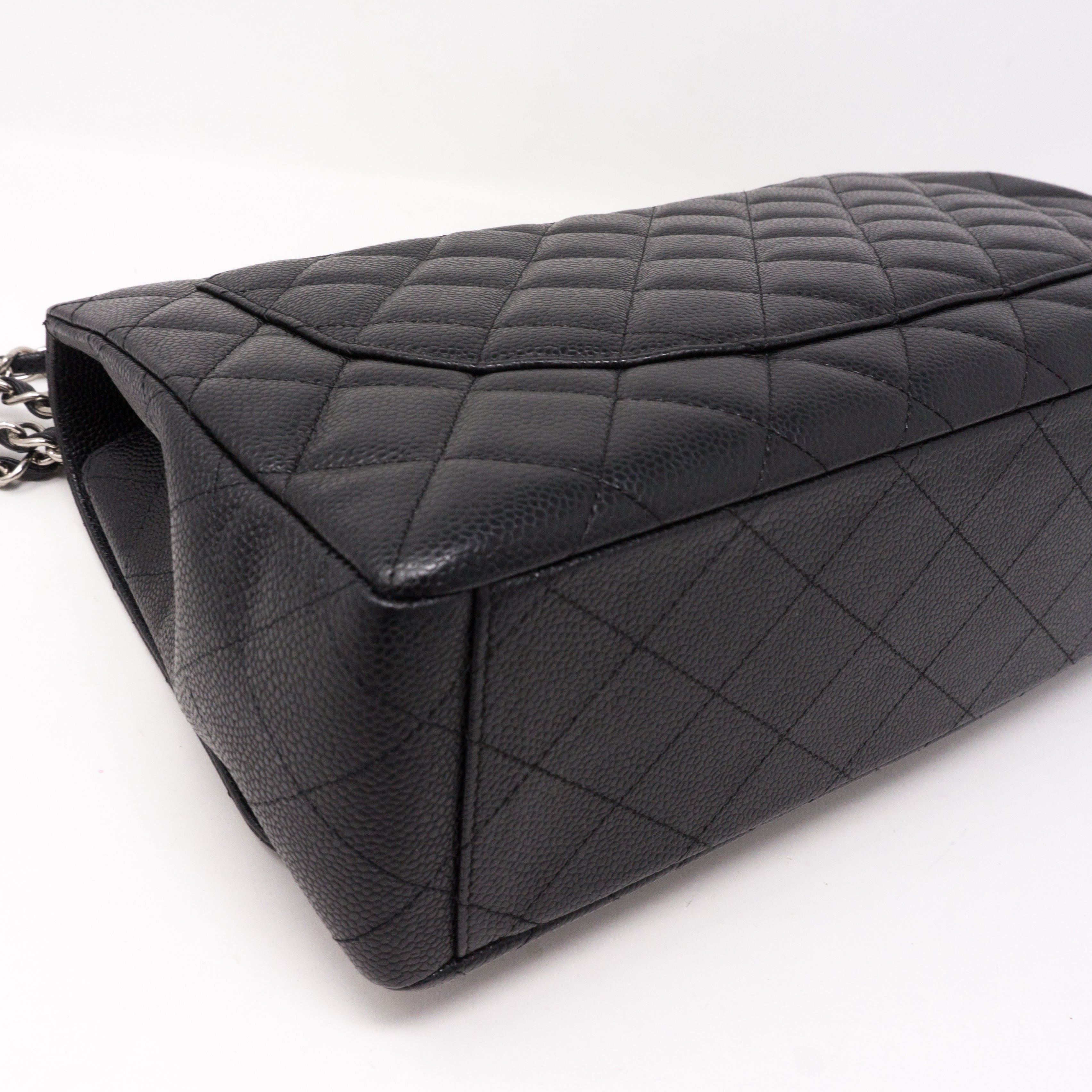 Classic Single Flap Maxi Black Caviar Leather