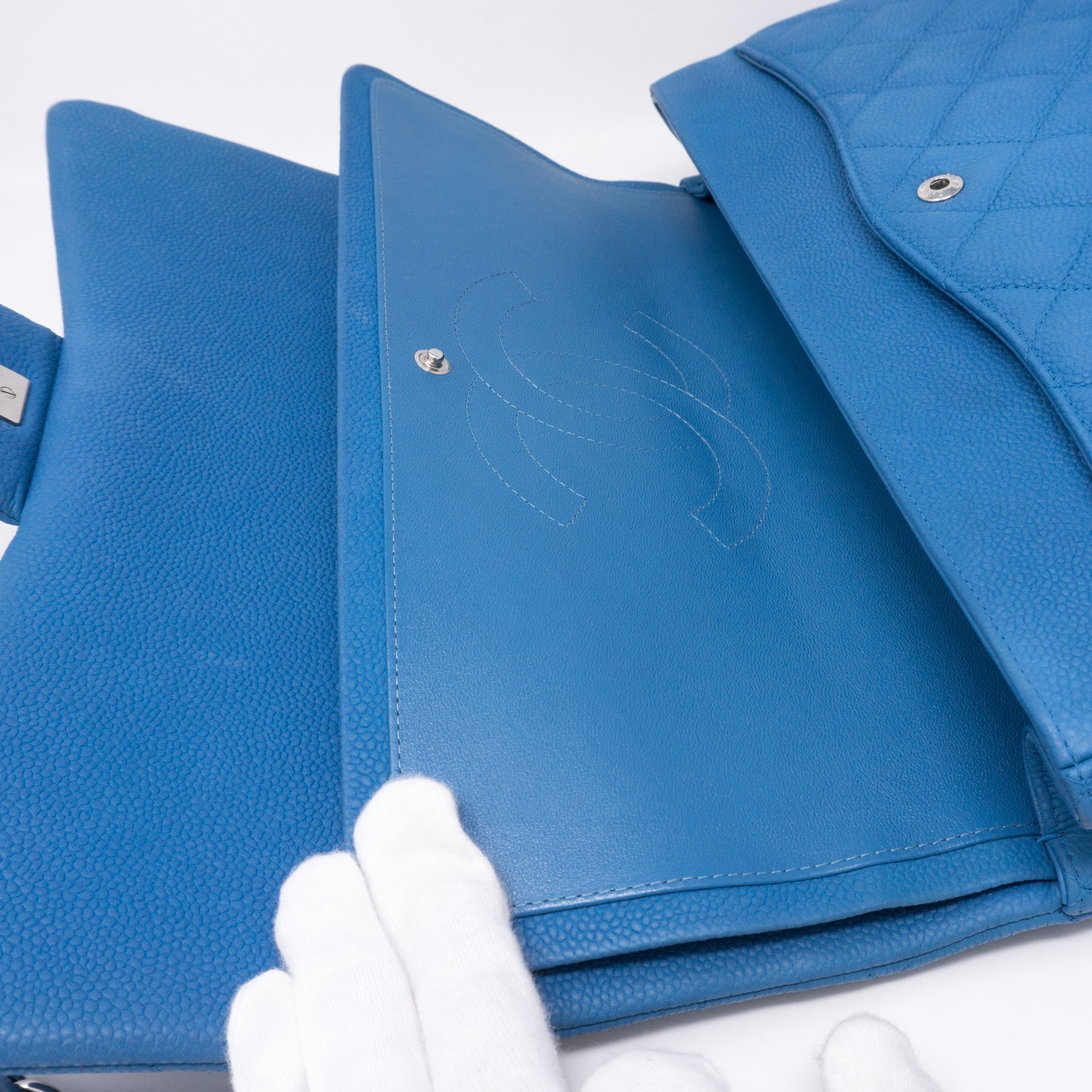 Classic Double Flap Maxi Blue Matte Caviar Leather