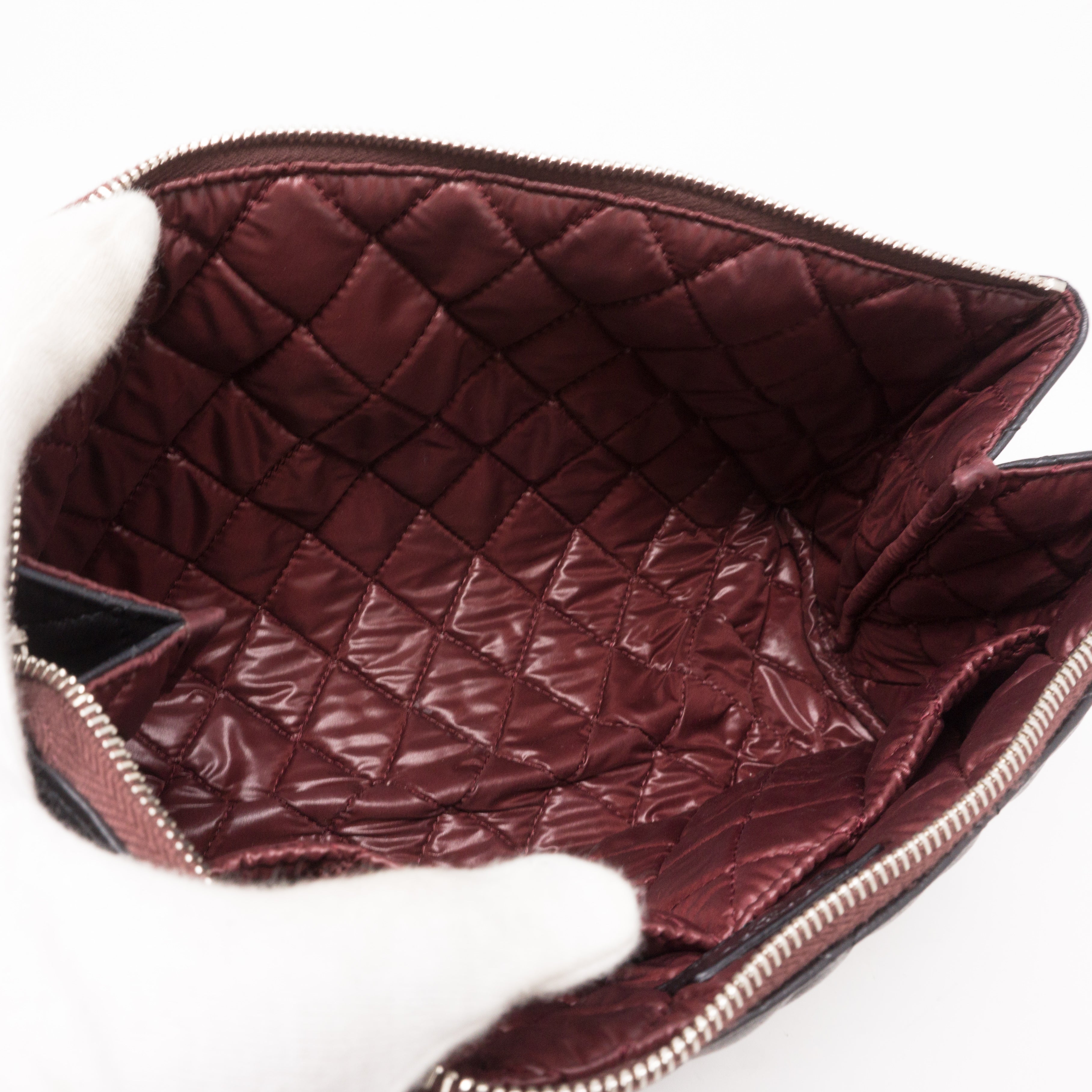 Quilted Toiletry Pouch Black Leather