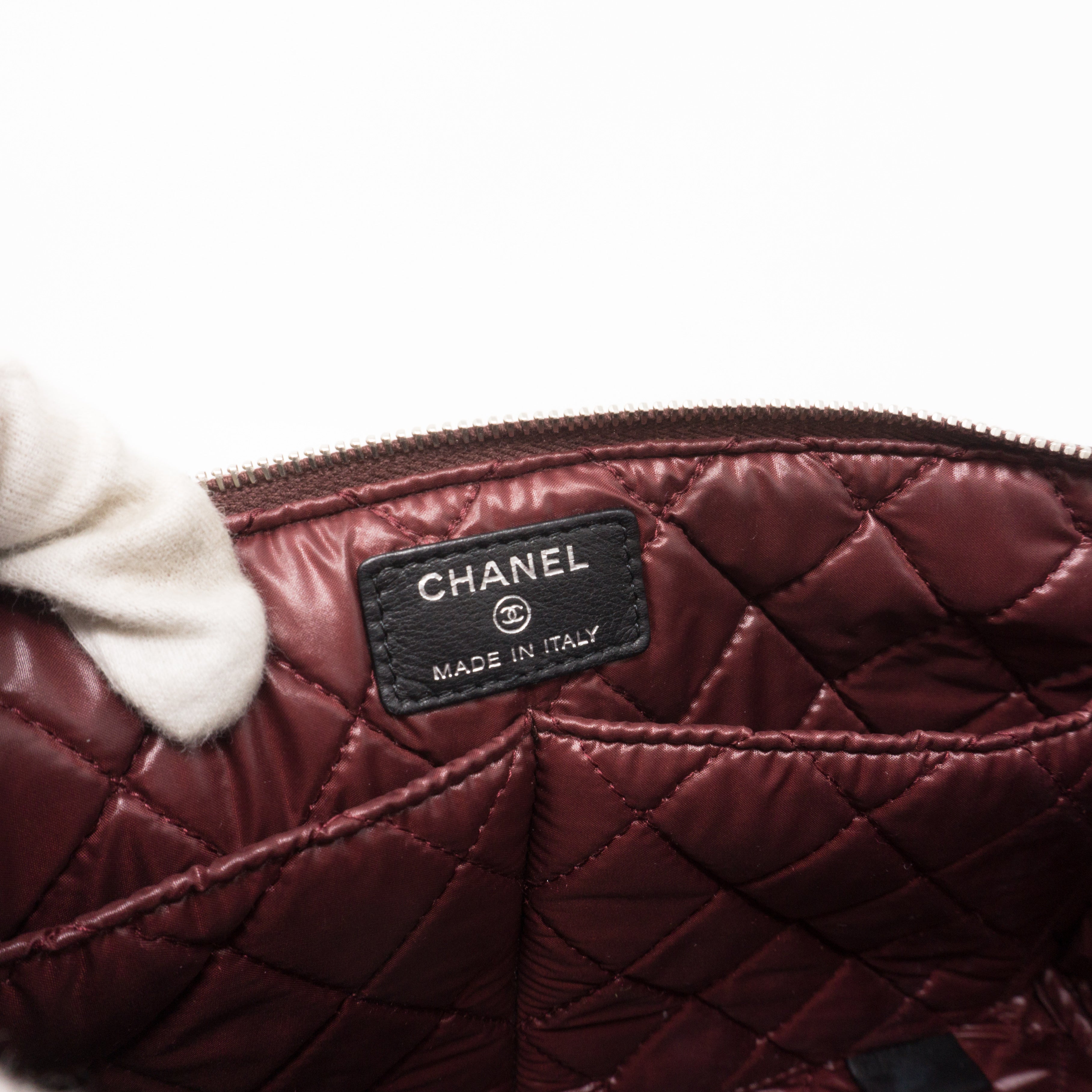 Quilted Toiletry Pouch Black Leather