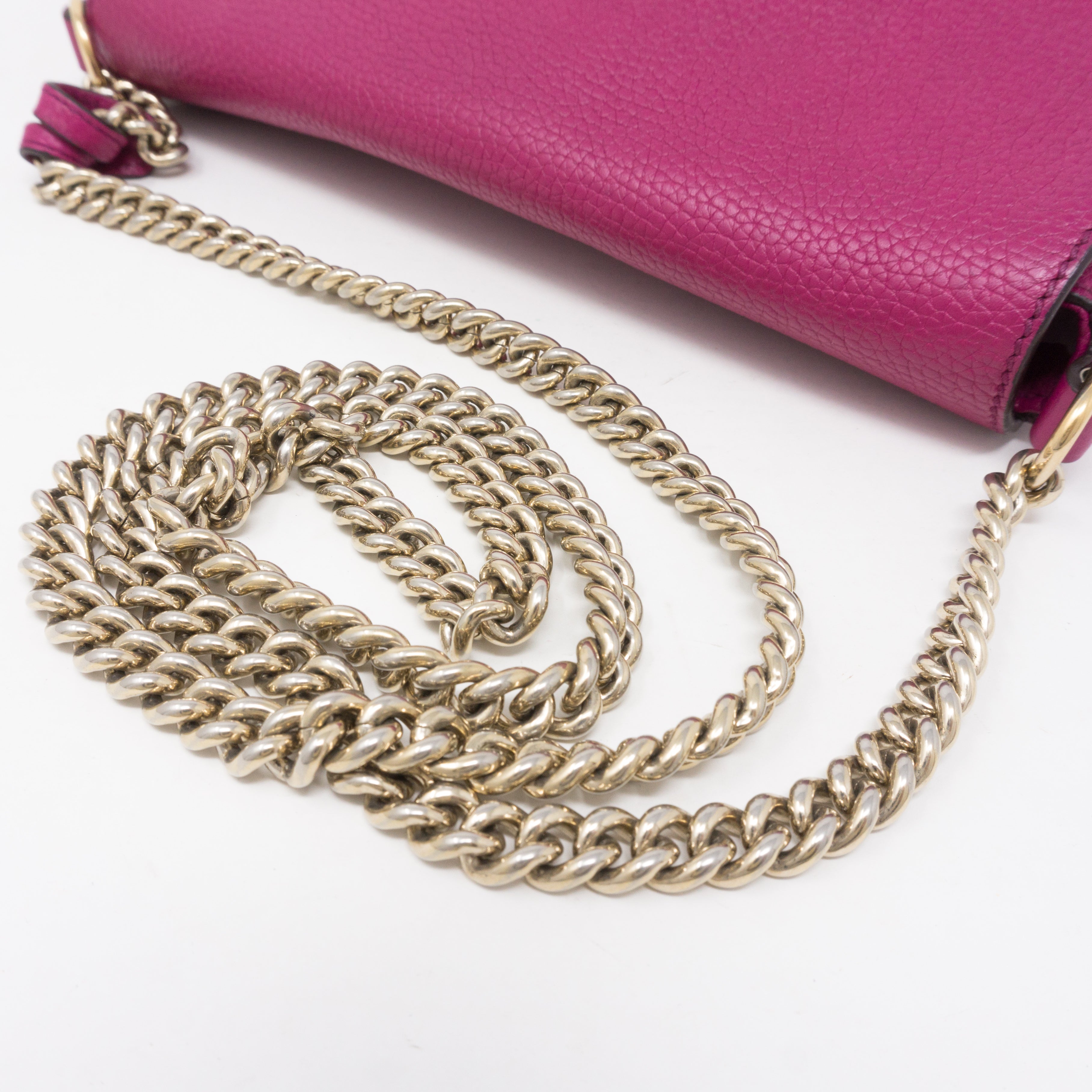 Soho Flap Chain Bag Fuchsia Leather