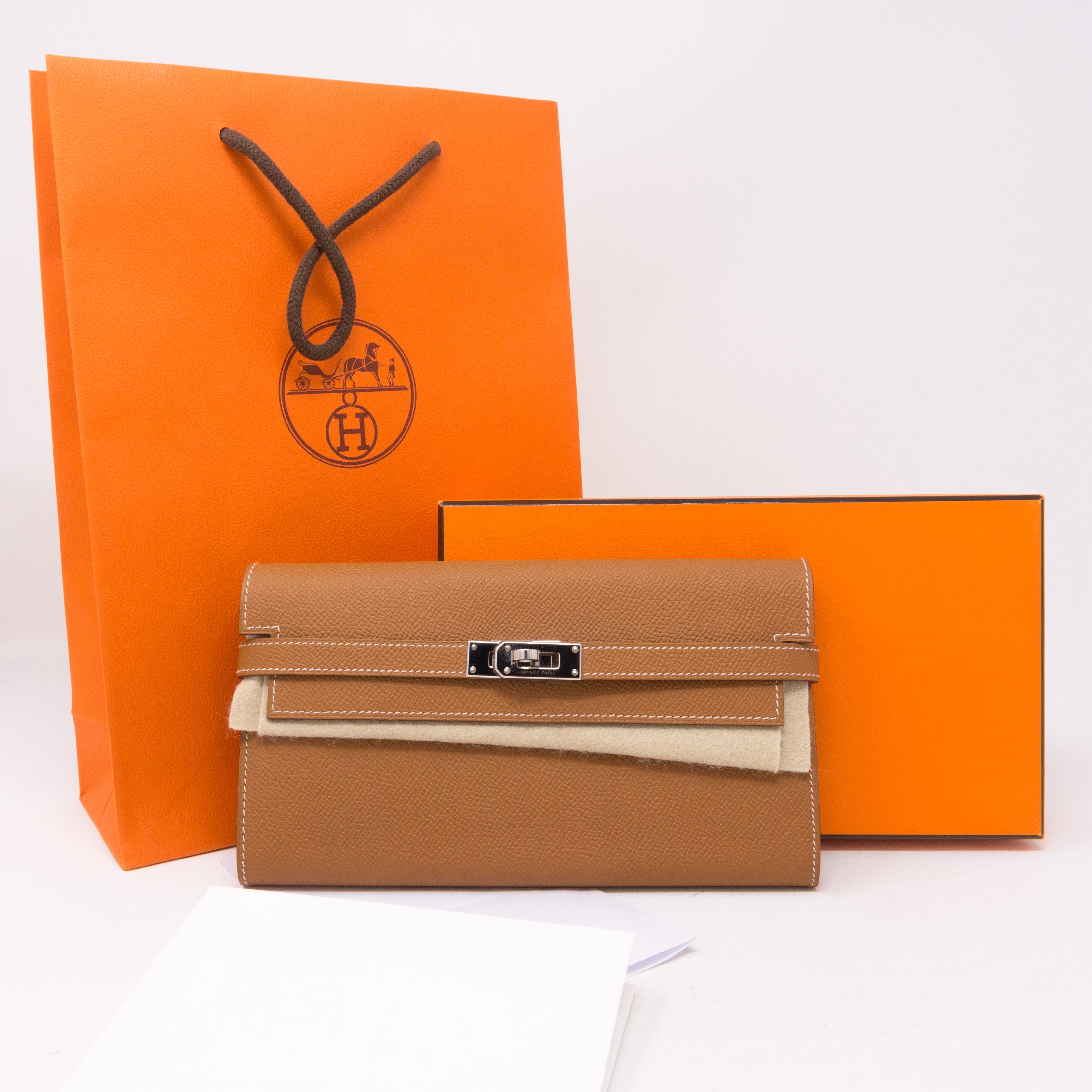Classic Kelly Wallet Gold Leather