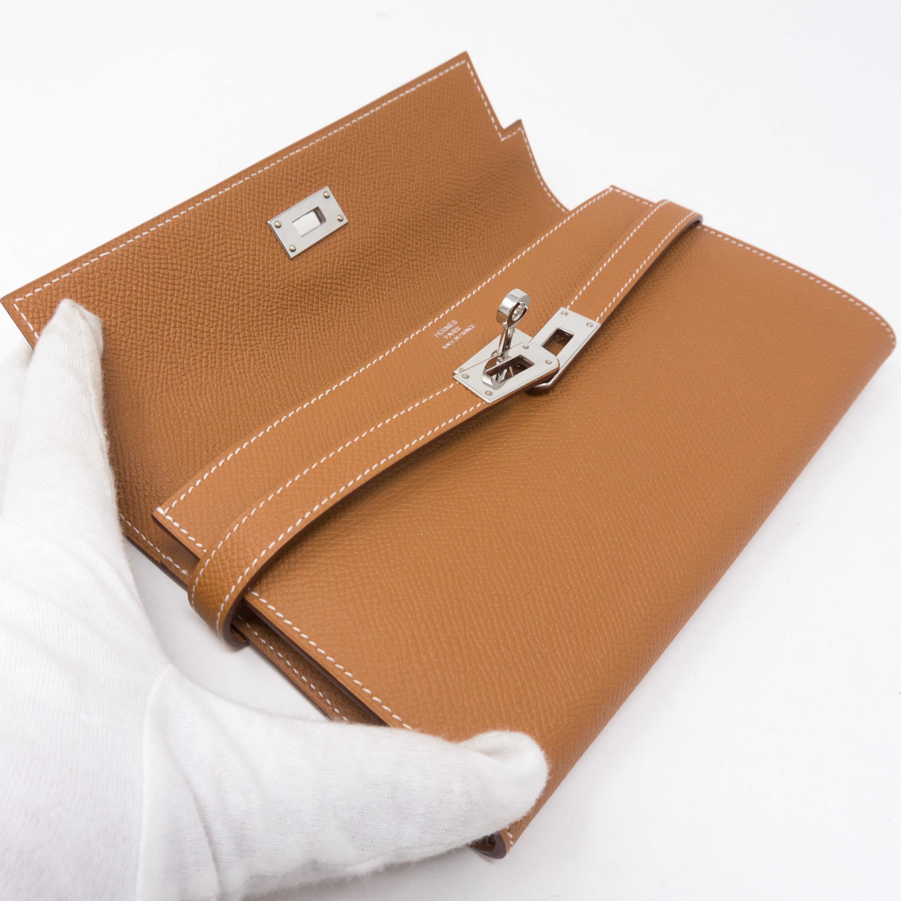 Classic Kelly Wallet Gold Leather