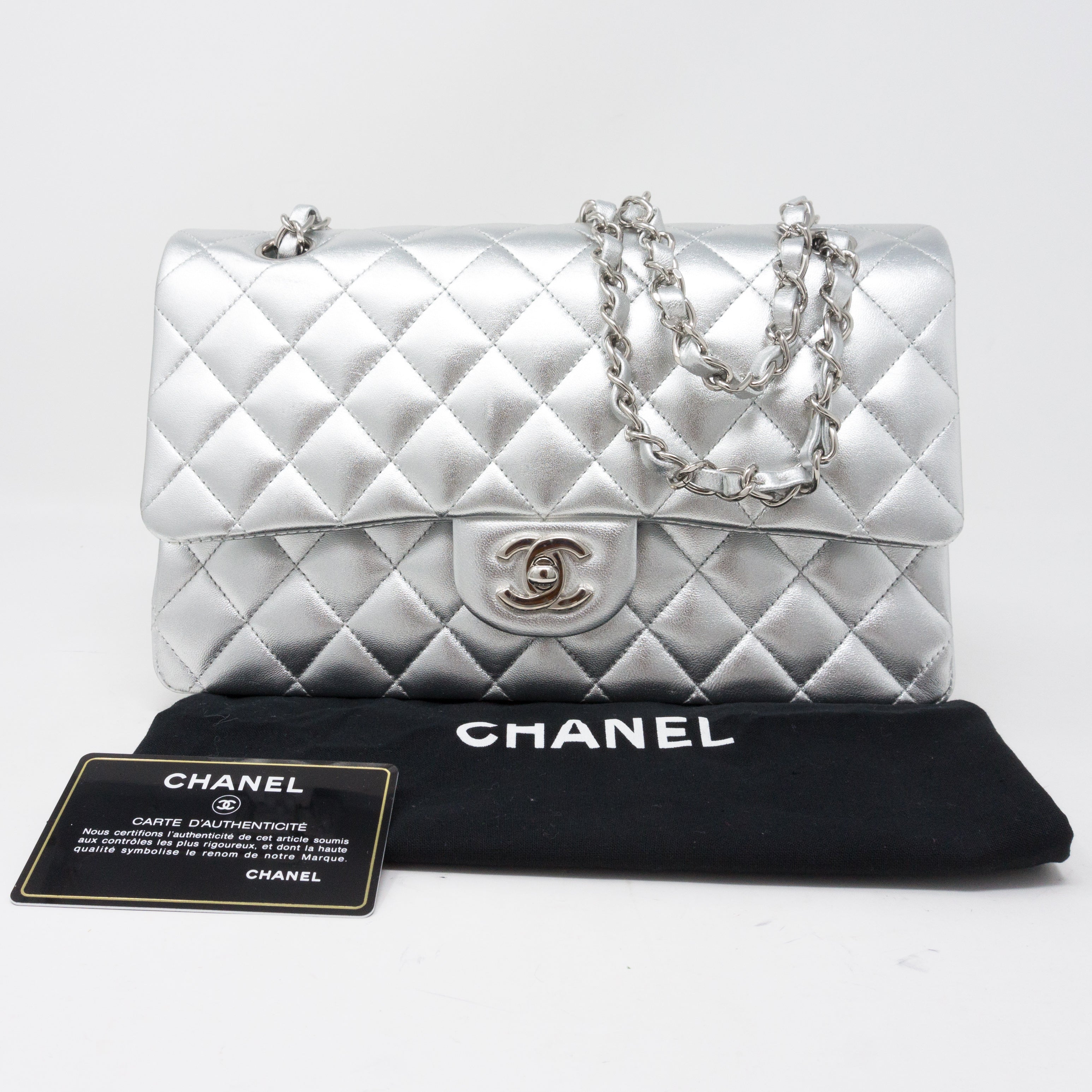 Classic Double Flap Medium All Silver